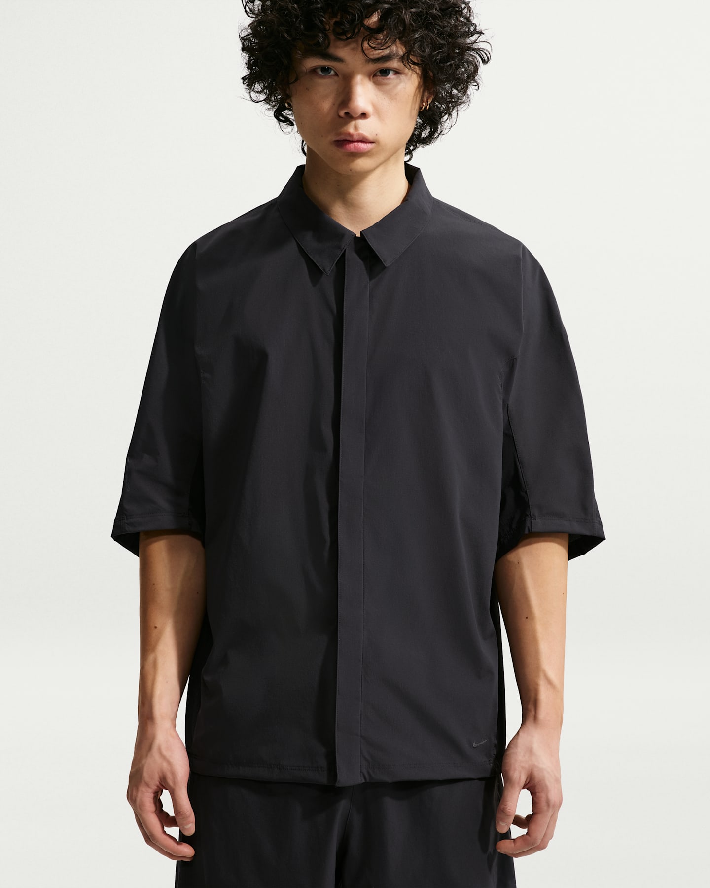 Мужские топы Nike Tech Helios Men's Dri-FIT Short-Sleeve Top — фото 7
