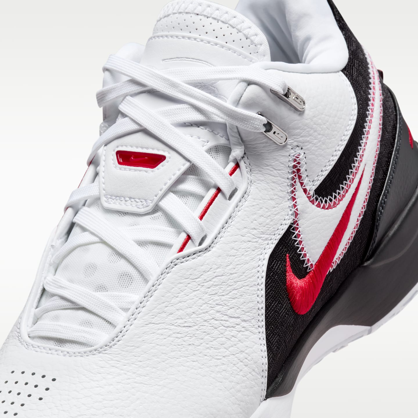 Женские кроссовки Nike LeBron NXXT Gen AMPD Basketball Shoes — фото 7