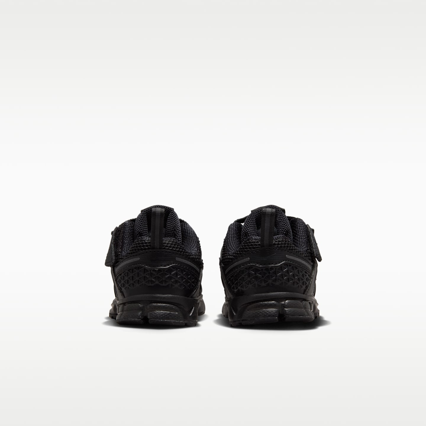 Детские кроссовки Nike Vomero 5 Baby/Toddler Shoes (Classic laces) — фото 6