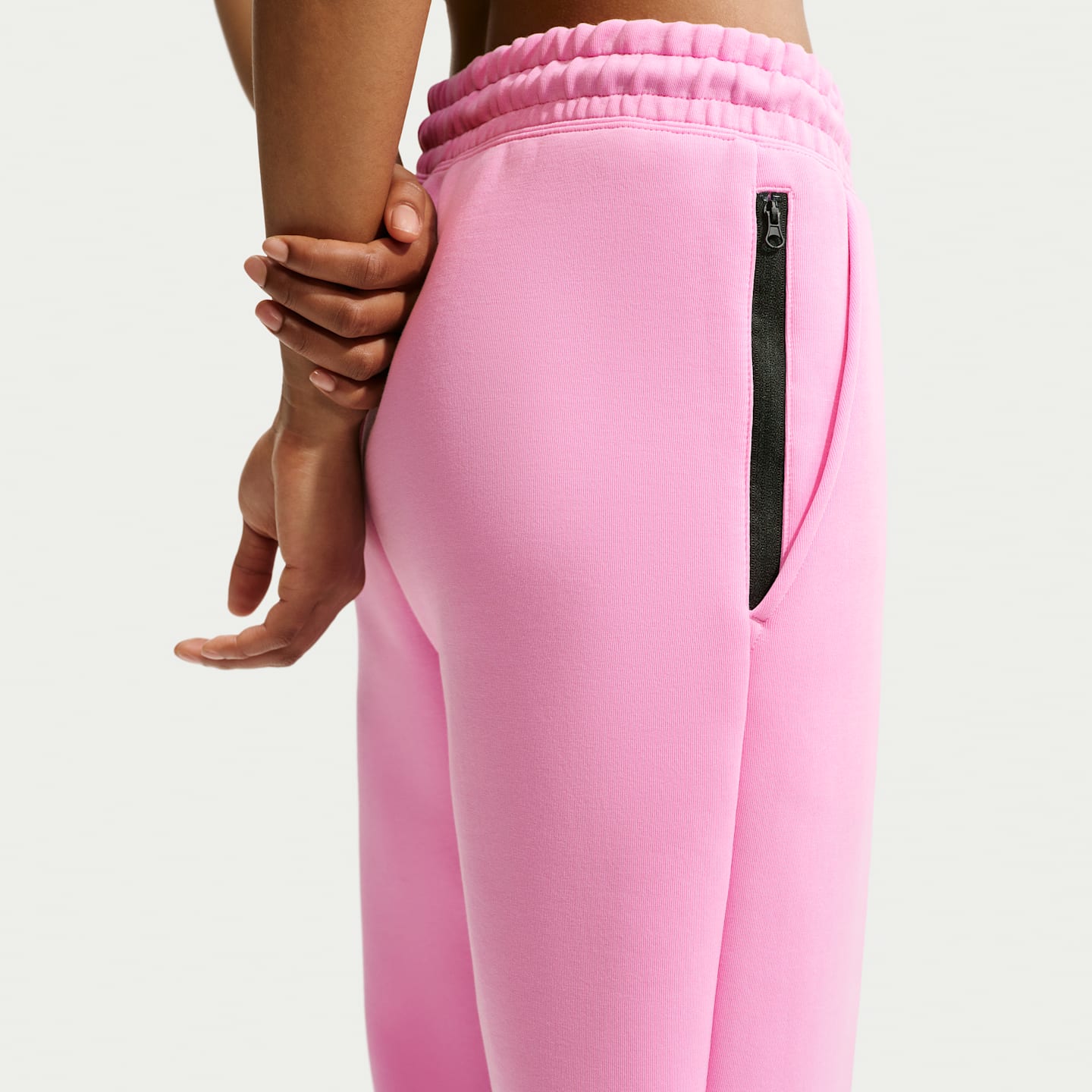 Женские брюки Nike Sportswear Tech Fleece Women's Mid-Rise Joggers — фото 3