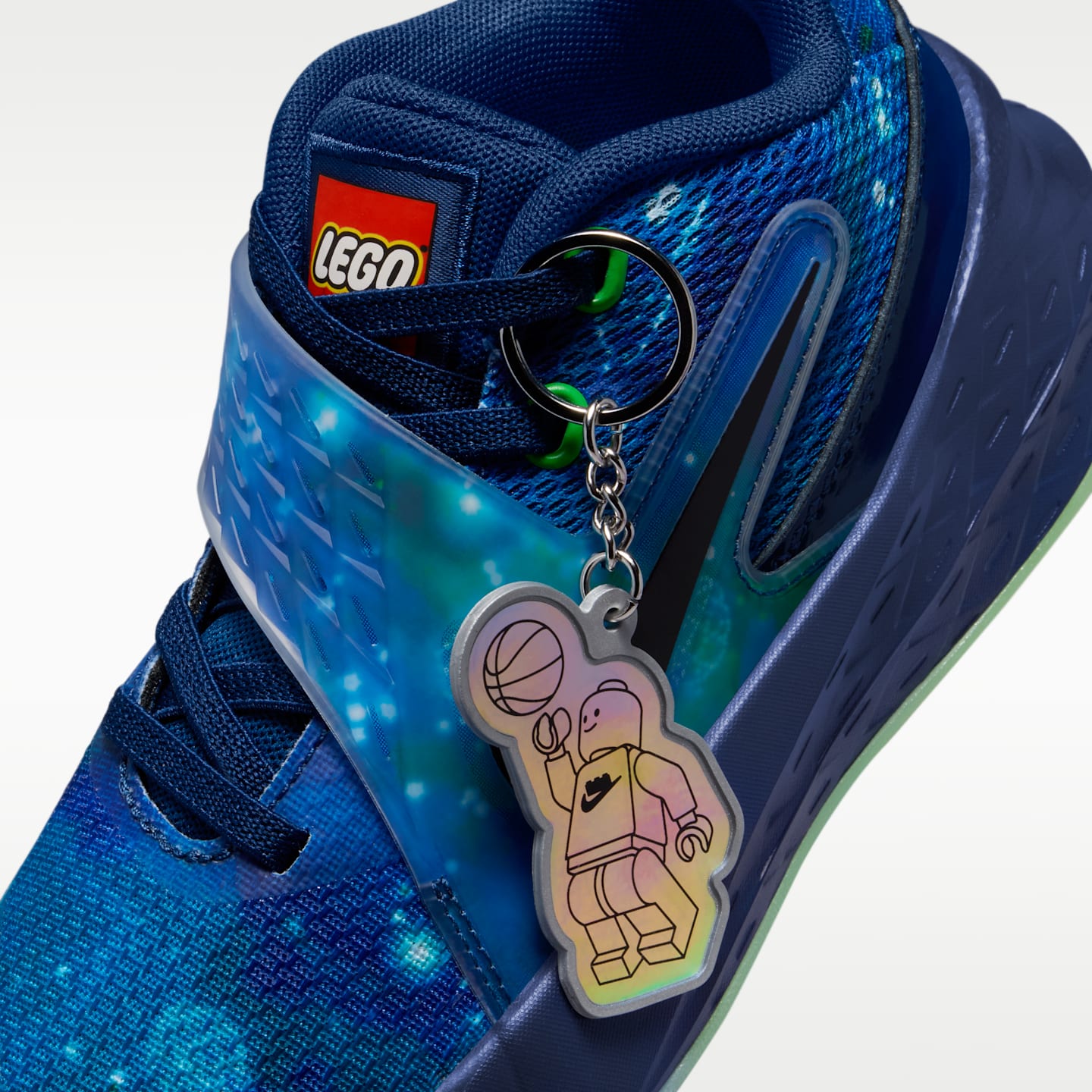 Детские кроссовки Nike Hustle D 12 x LEGO® Collection Little Kids' Shoes — фото 10