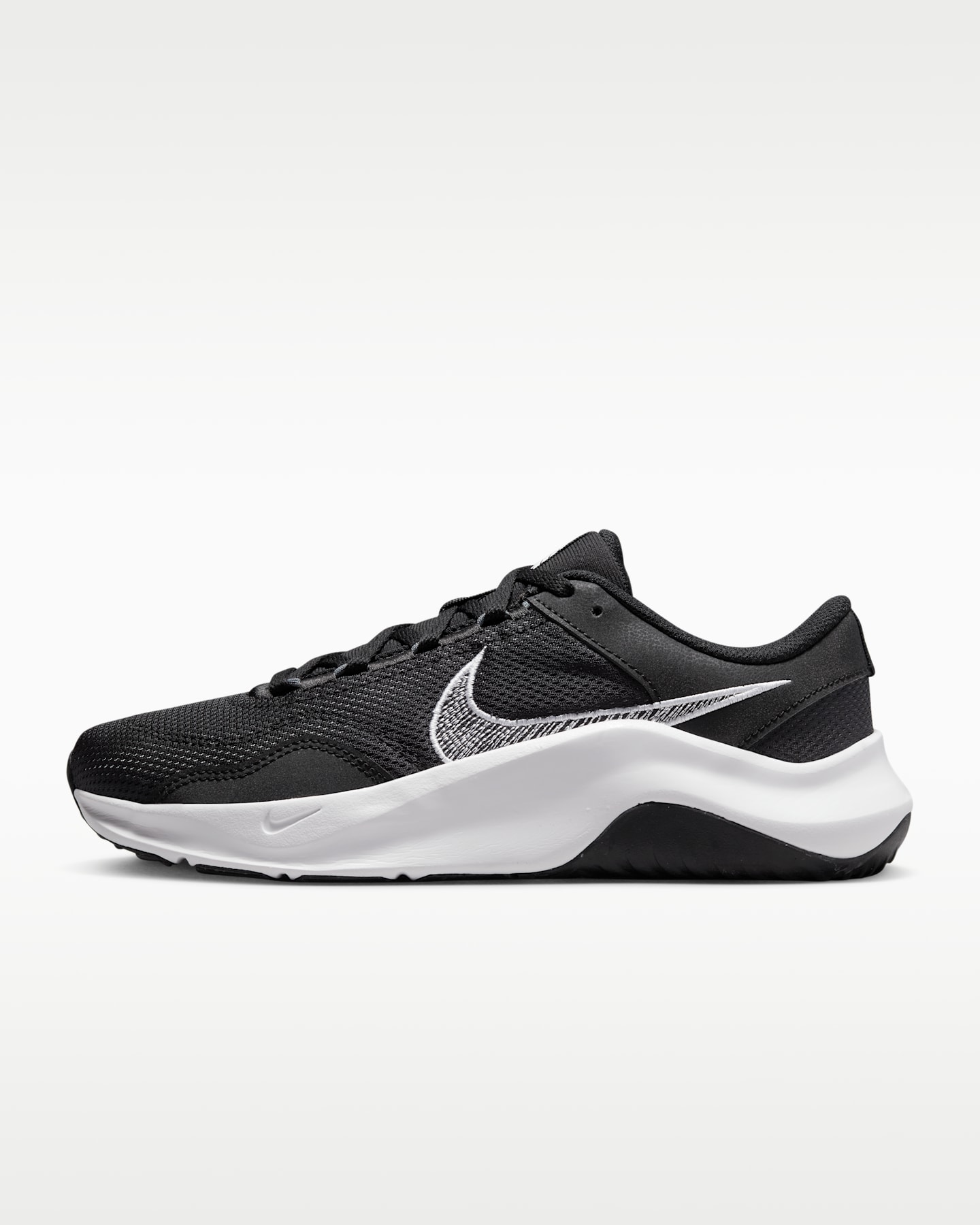 Женские кроссовки Nike Legend Essential 3 Next Nature Women's Workout Shoes — фото 9