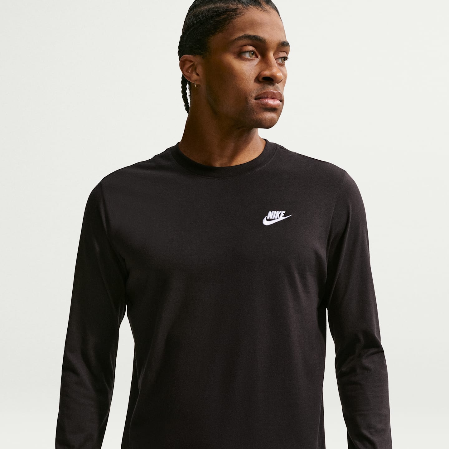 Мужские футболки Nike Sportswear Club Men's Long-Sleeve T-Shirt