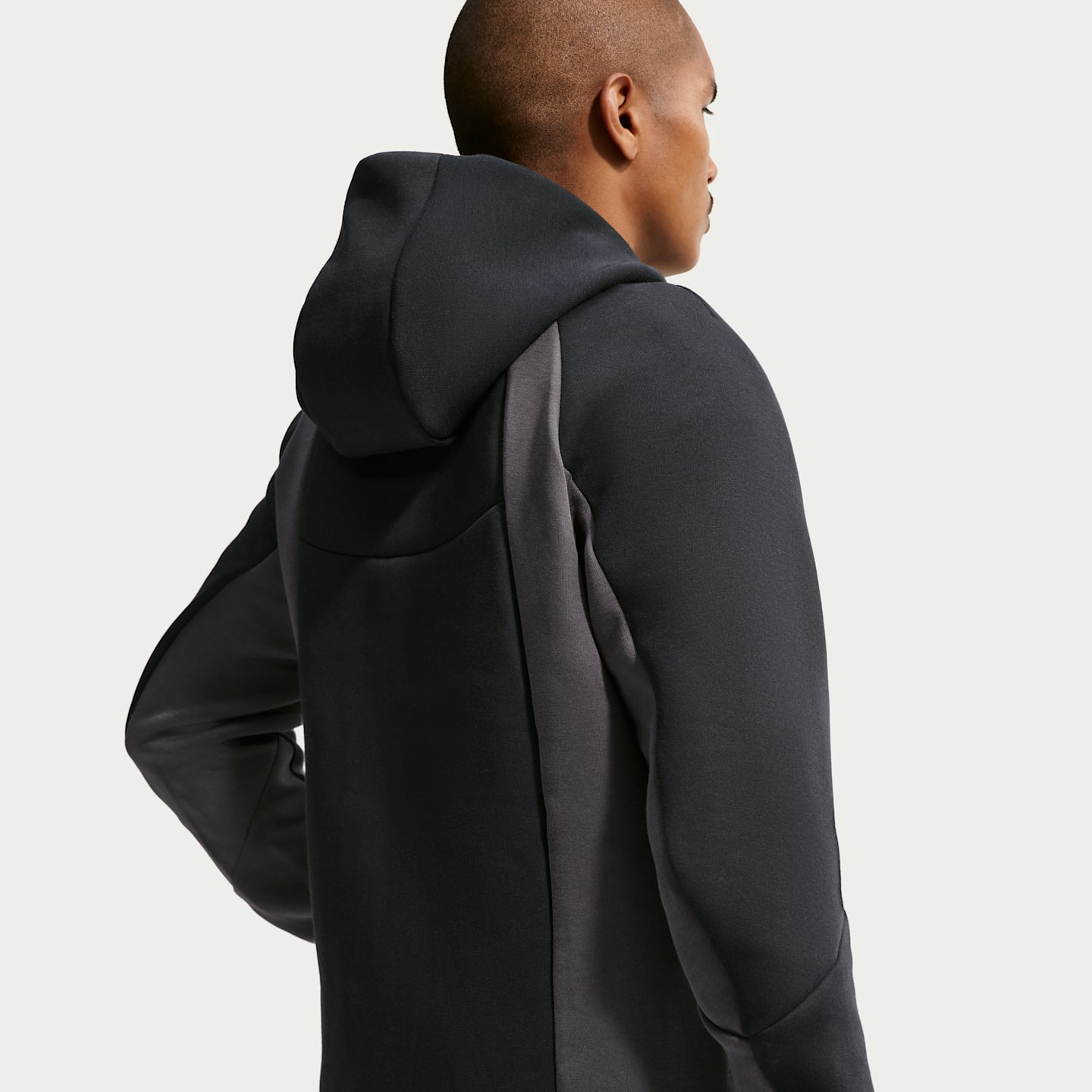 Мужские куртки Nike Tech Men's Color-Block Full-Zip Fleece Windrunner Jacket — фото 2