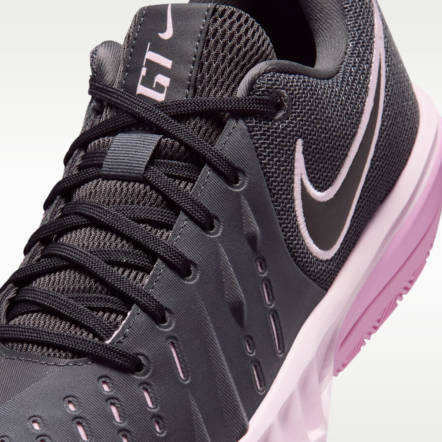 Мужские баскетбольные кроссовки Nike G.T. Cut Academy 2 — фото 7