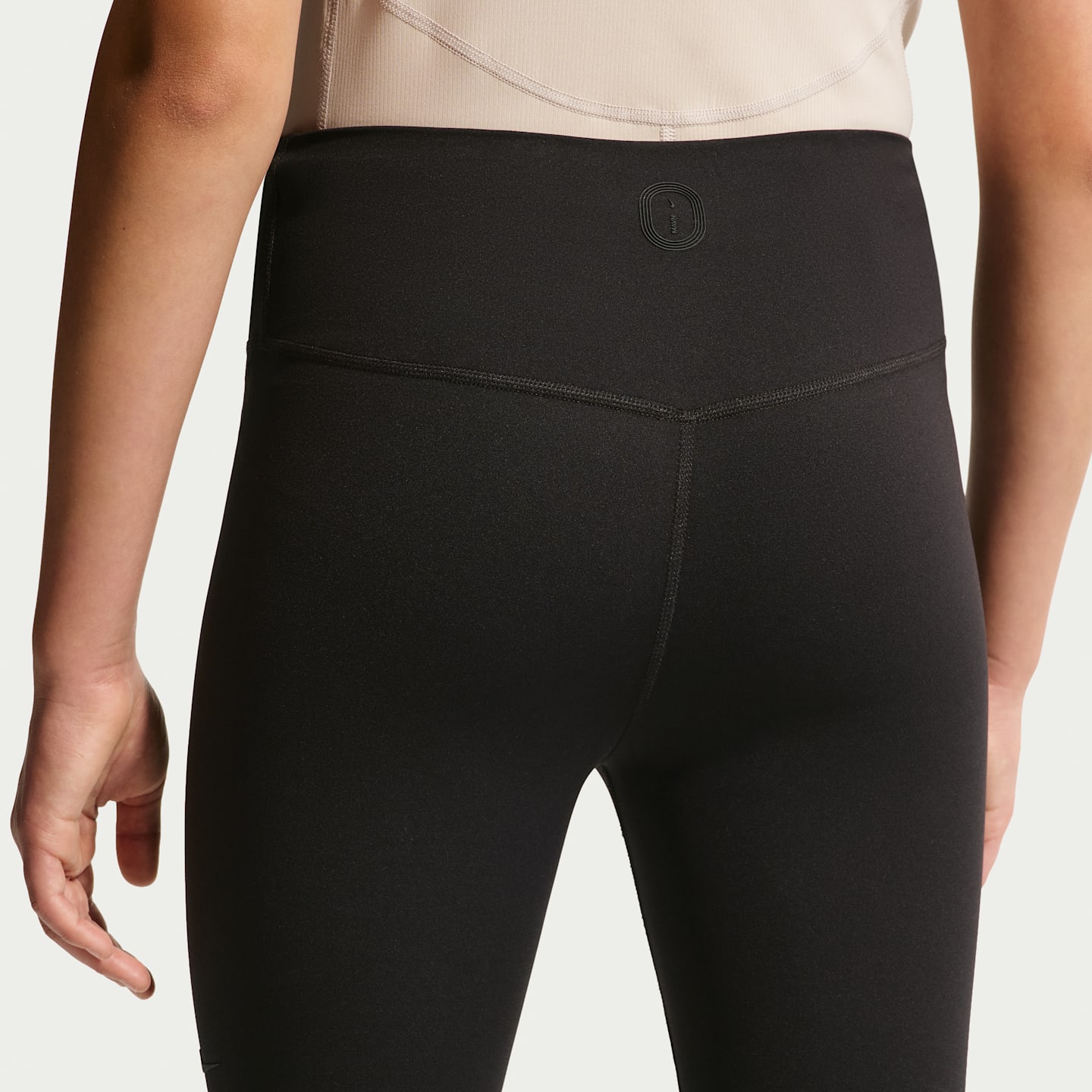 Детские леггинсы Nike Mavn Girls' High-Waisted Leggings — фото 3
