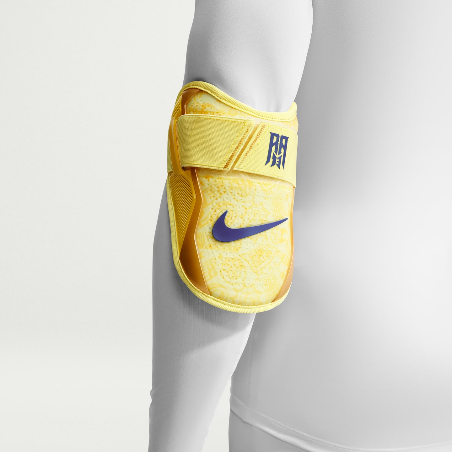 Мужские кроссовки Nike Vapor Elite "Ronald Acuña Jr" Baseball Batter's Elbow Guard — фото 3