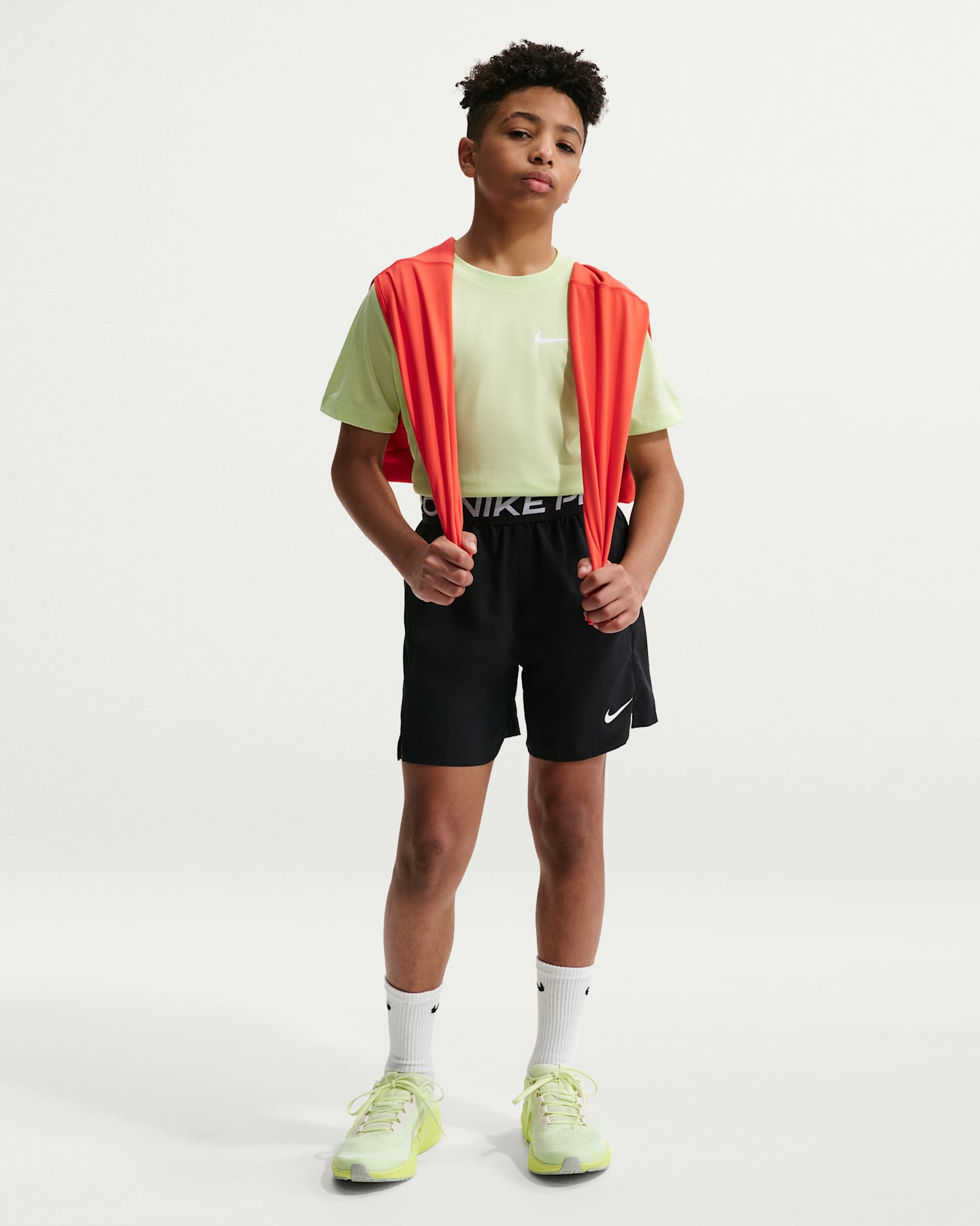 Детские шорты Nike Pro Big Kids' (Boys') Dri-FIT Training Shorts — фото 6