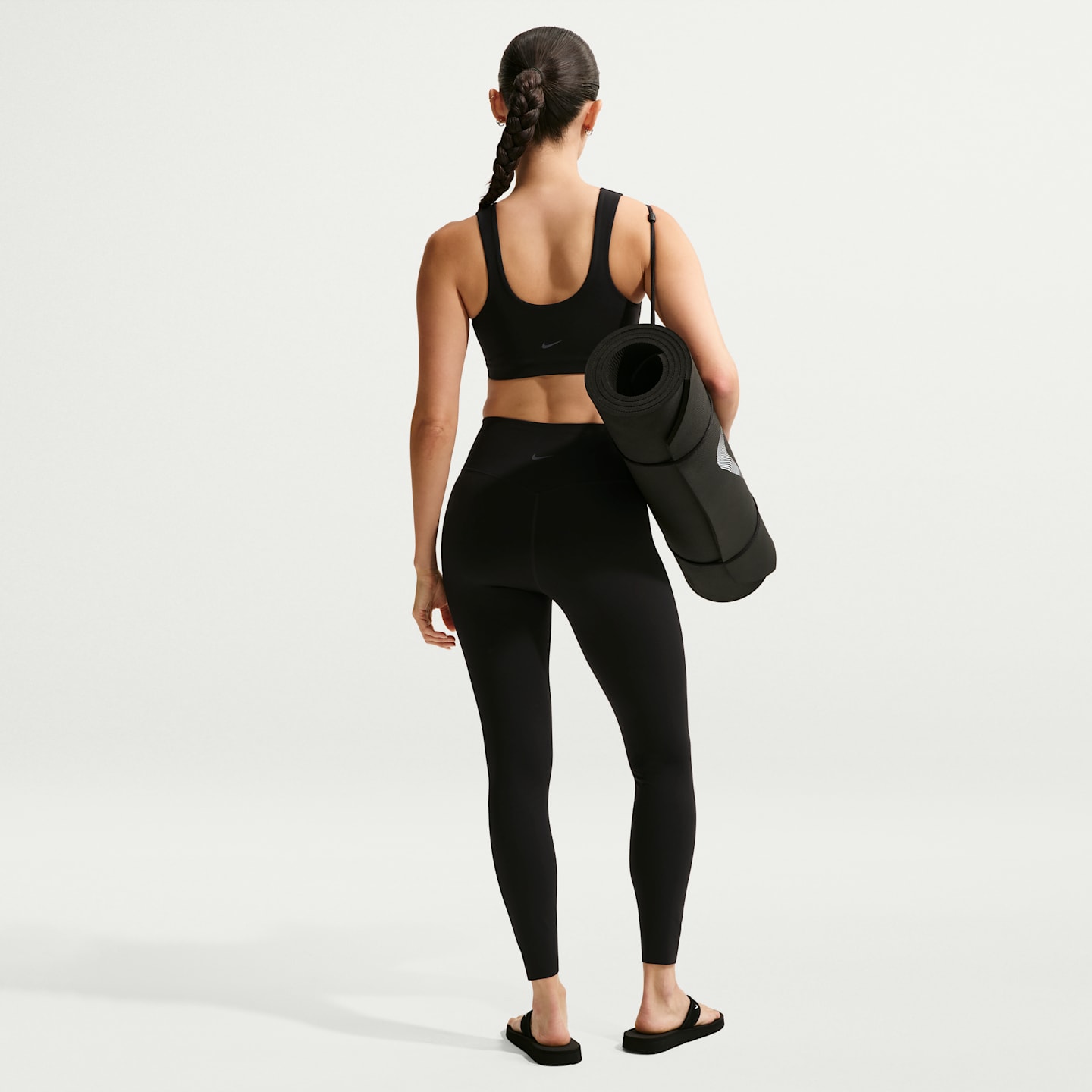 Женские леггинсы Nike Zenvy Women's High-Waisted 7/8 Leggings with No Front Seam — фото 5