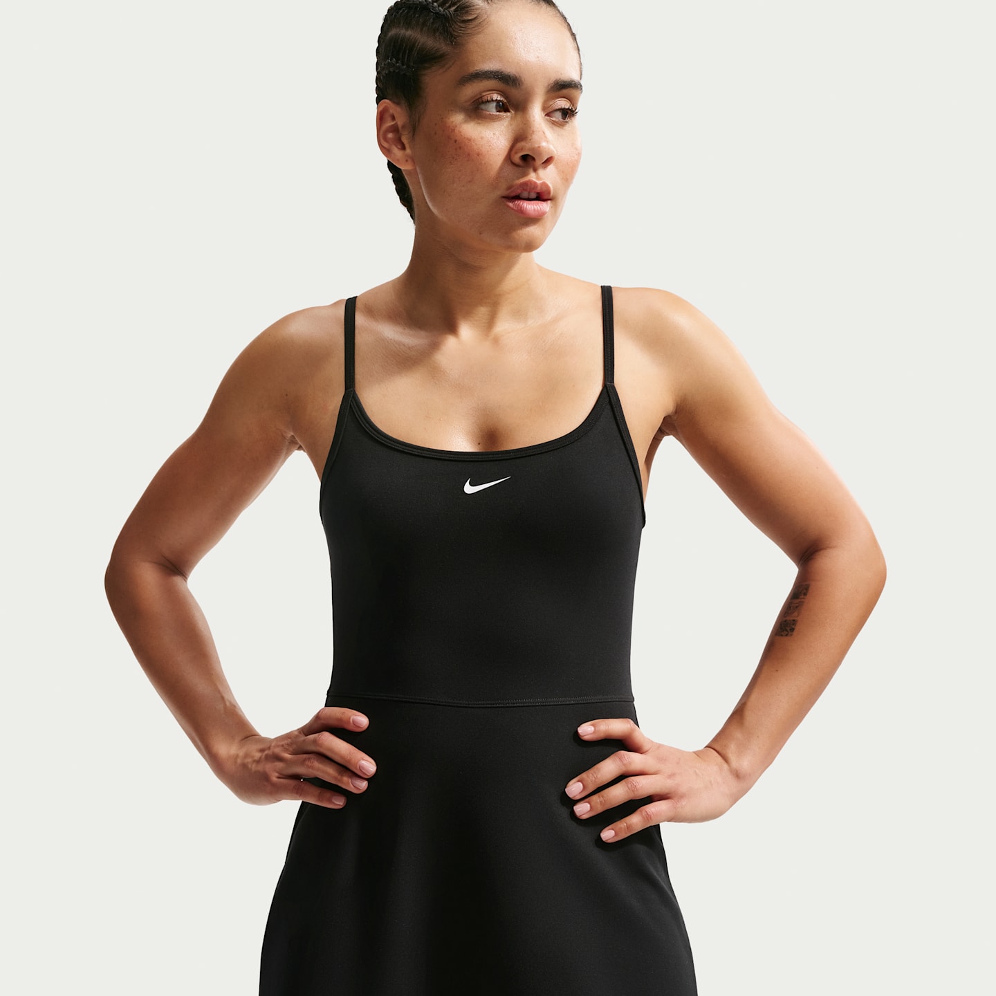 Женские платья Nike One Women's Dri-FIT Dress — фото 2