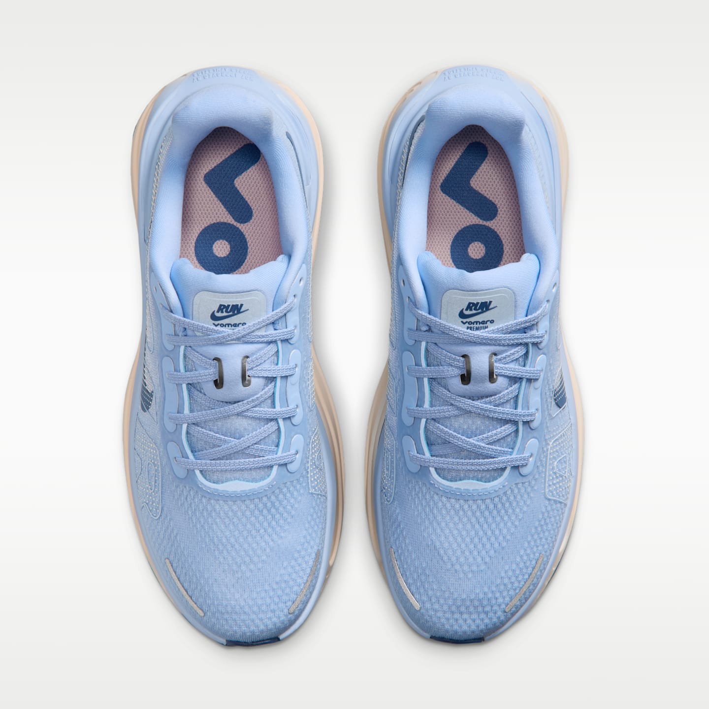 Женские кроссовки Nike Vomero Premium Women's Road Running Shoes — фото 4