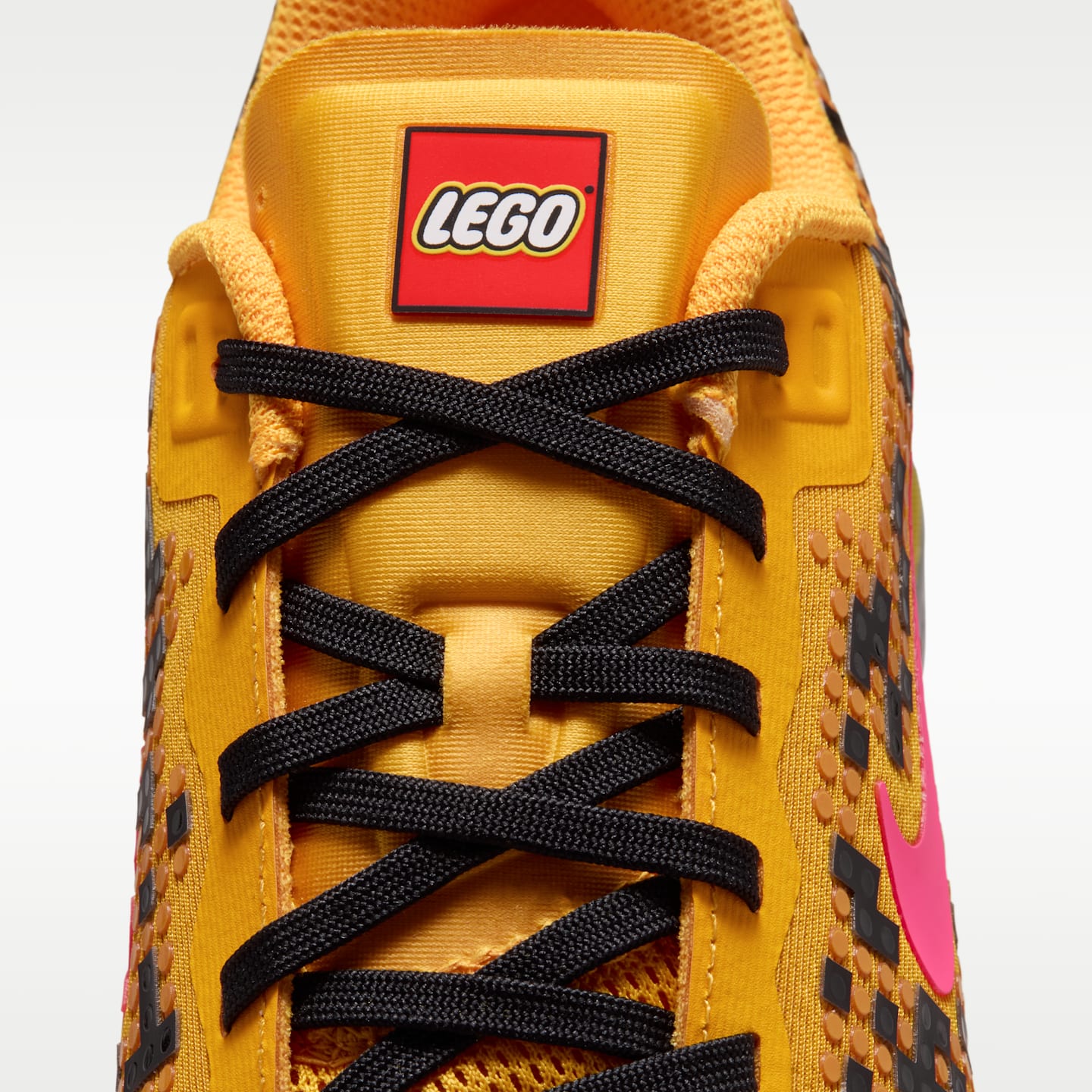 Детские кроссовки Nike Air Max Phoenix x LEGO® Collection Big Kids' Shoes — фото 9