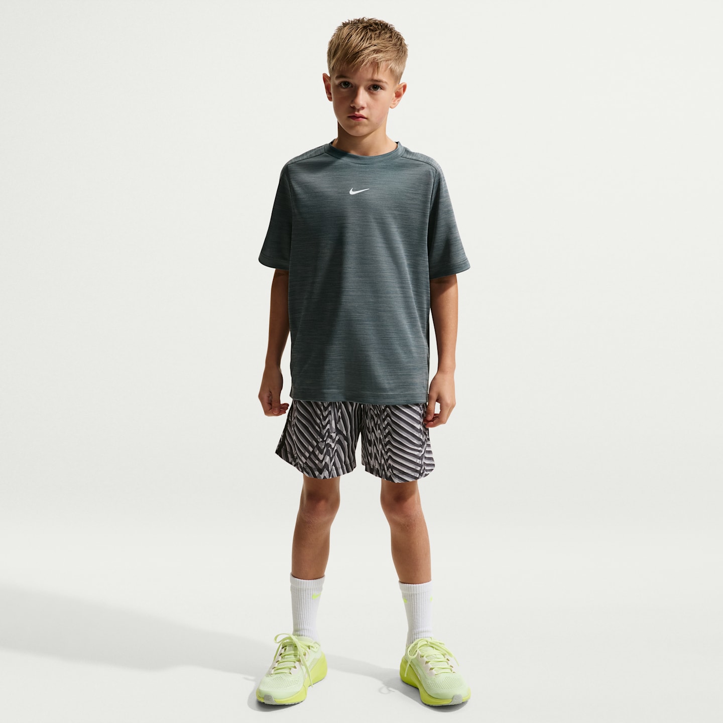 Детские шорты Nike Multi Big Kids' (Boys') Dri-FIT Shorts — фото 1
