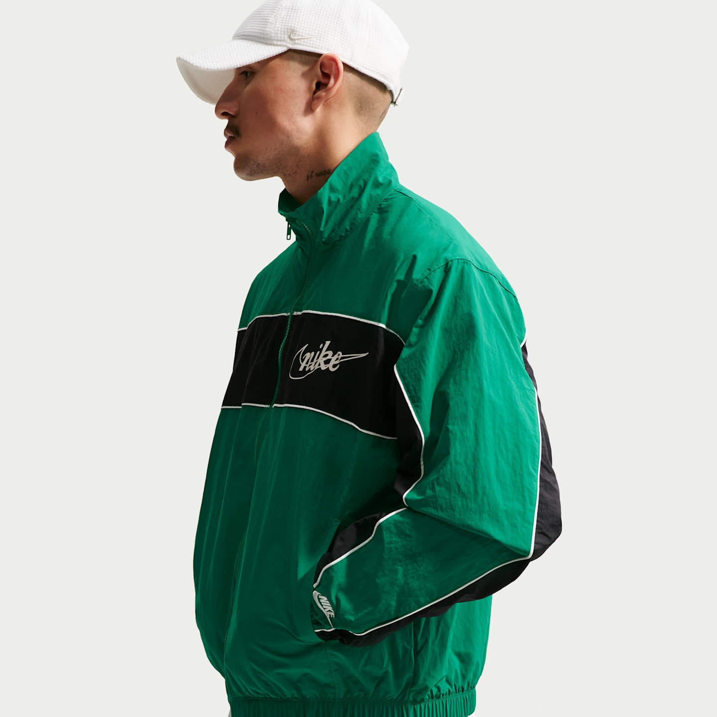 Мужские куртки Nike Sportswear Club Men's Lightweight Full-Zip Jacket — фото 3