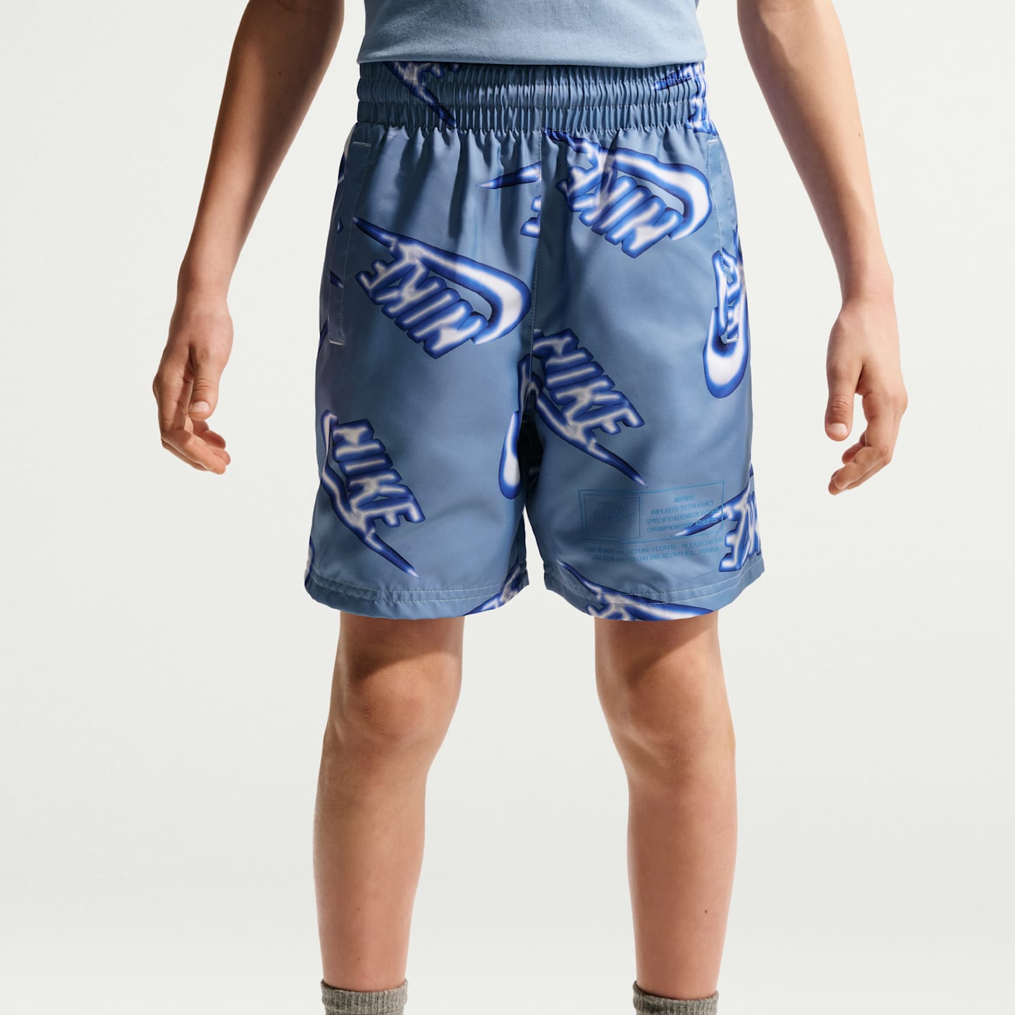 Детские шорты Nike Sportswear Club Woven Big Kids' 6" Shorts — фото 2