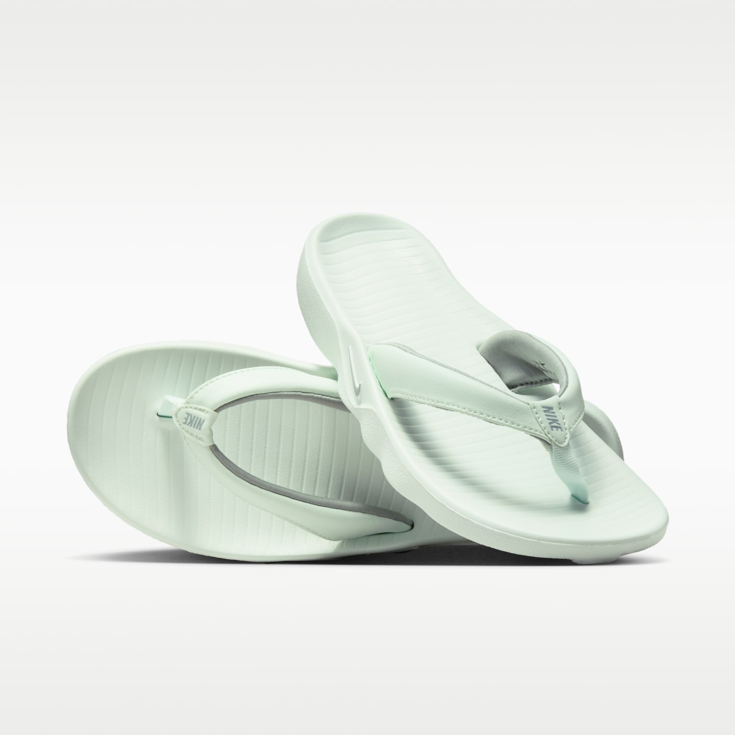 Женские сандалии Nike Marina Women's Slides — фото 1