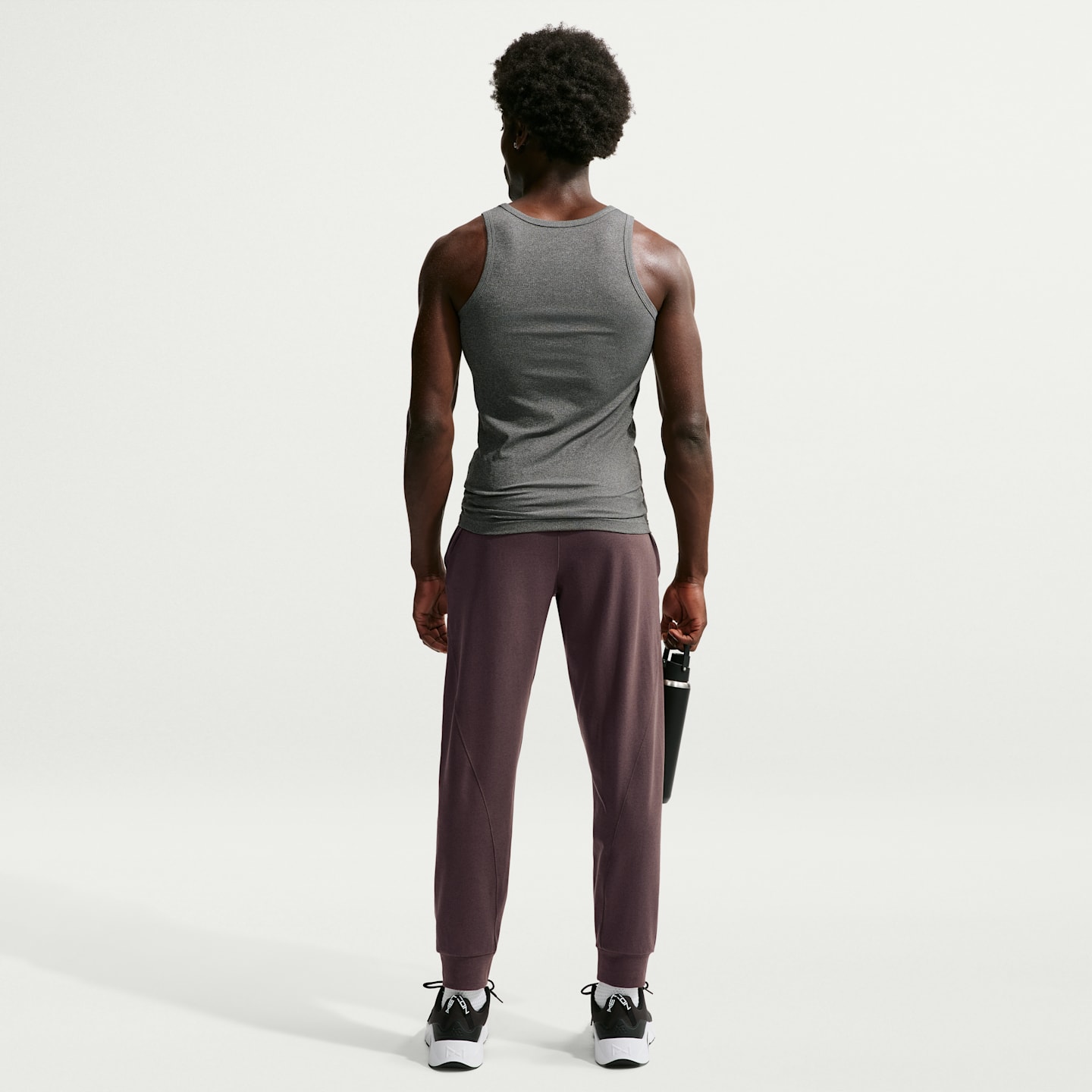 Мужские брюки Nike Primary NanoKnit Men's Dri-FIT UV Protection Performance Joggers — фото 5