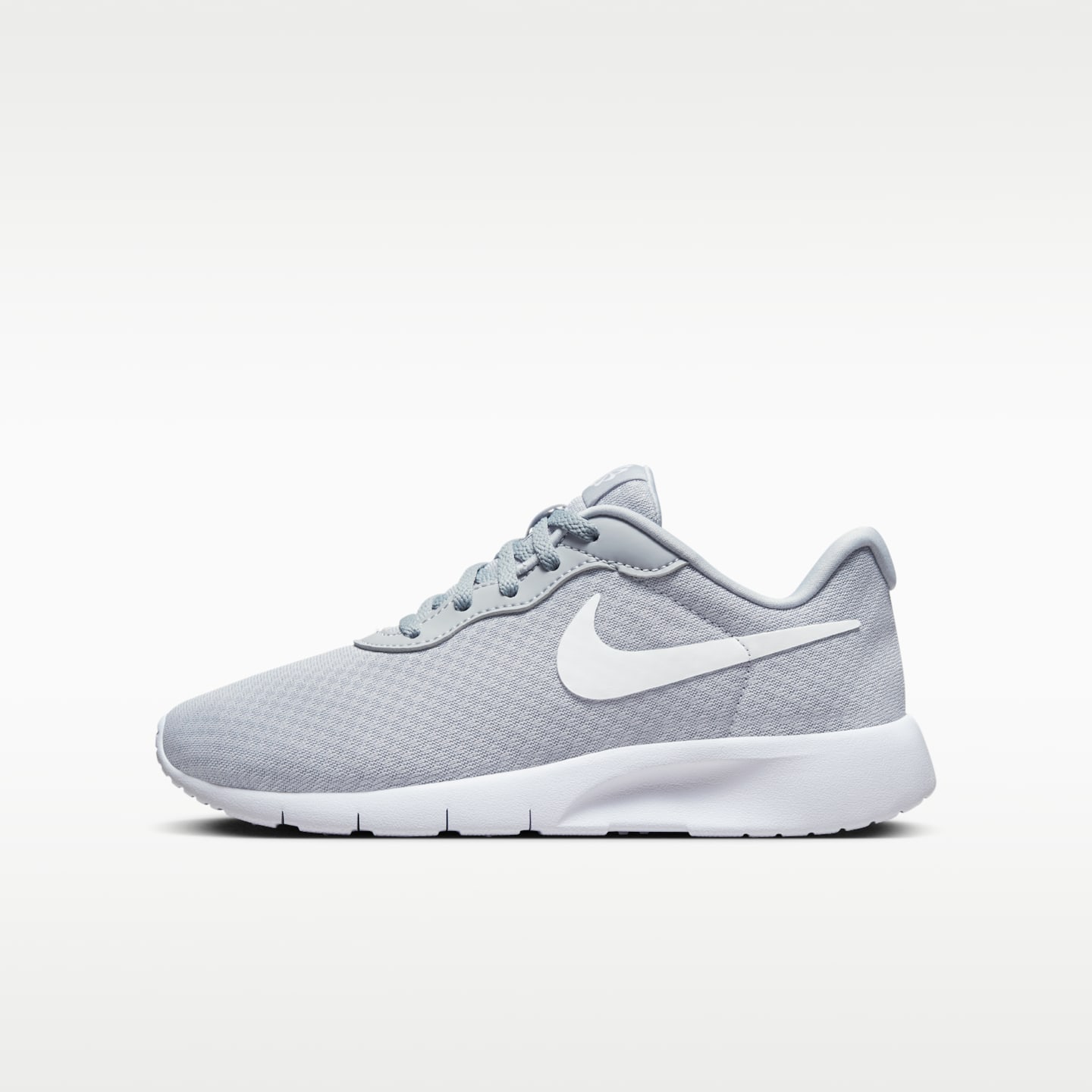 Детские кроссовки Nike Tanjun EasyOn Big Kids' Shoes — фото 1