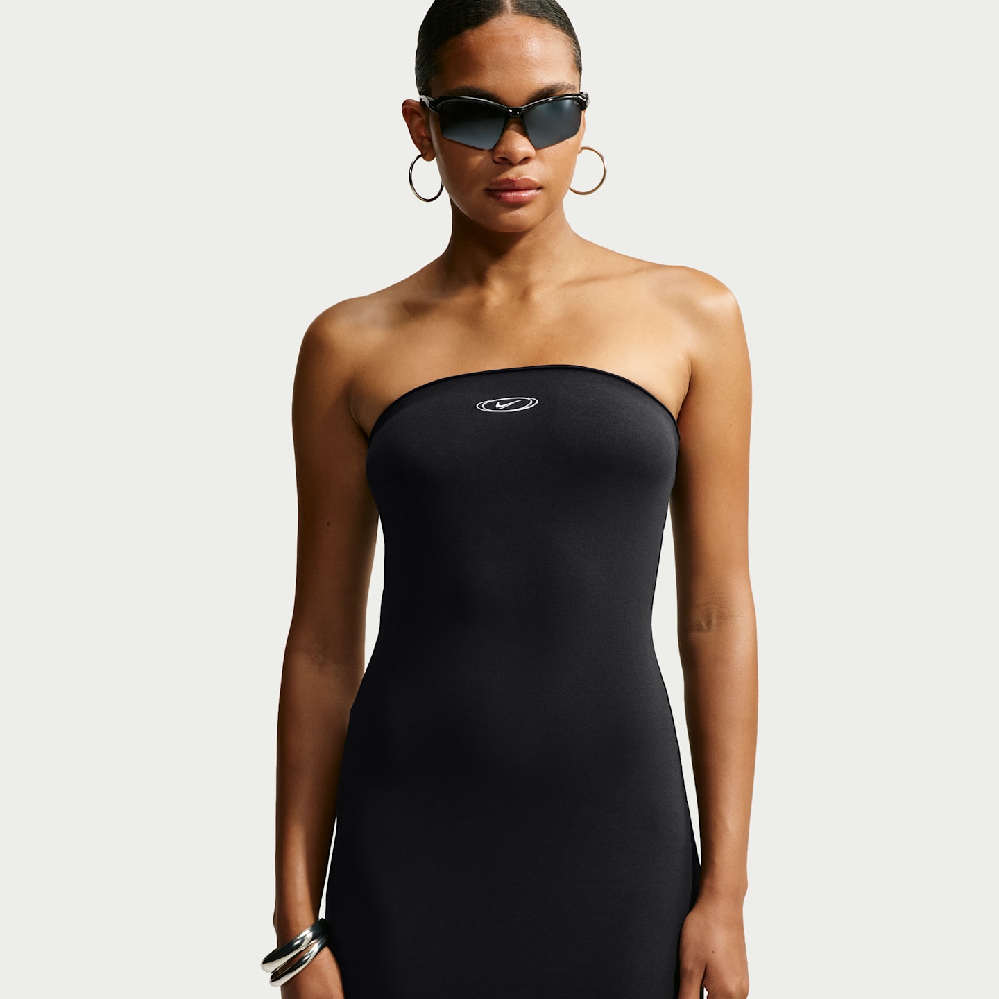 Женские платья Nike Sportswear Women's Tight Tube Dress — фото 2