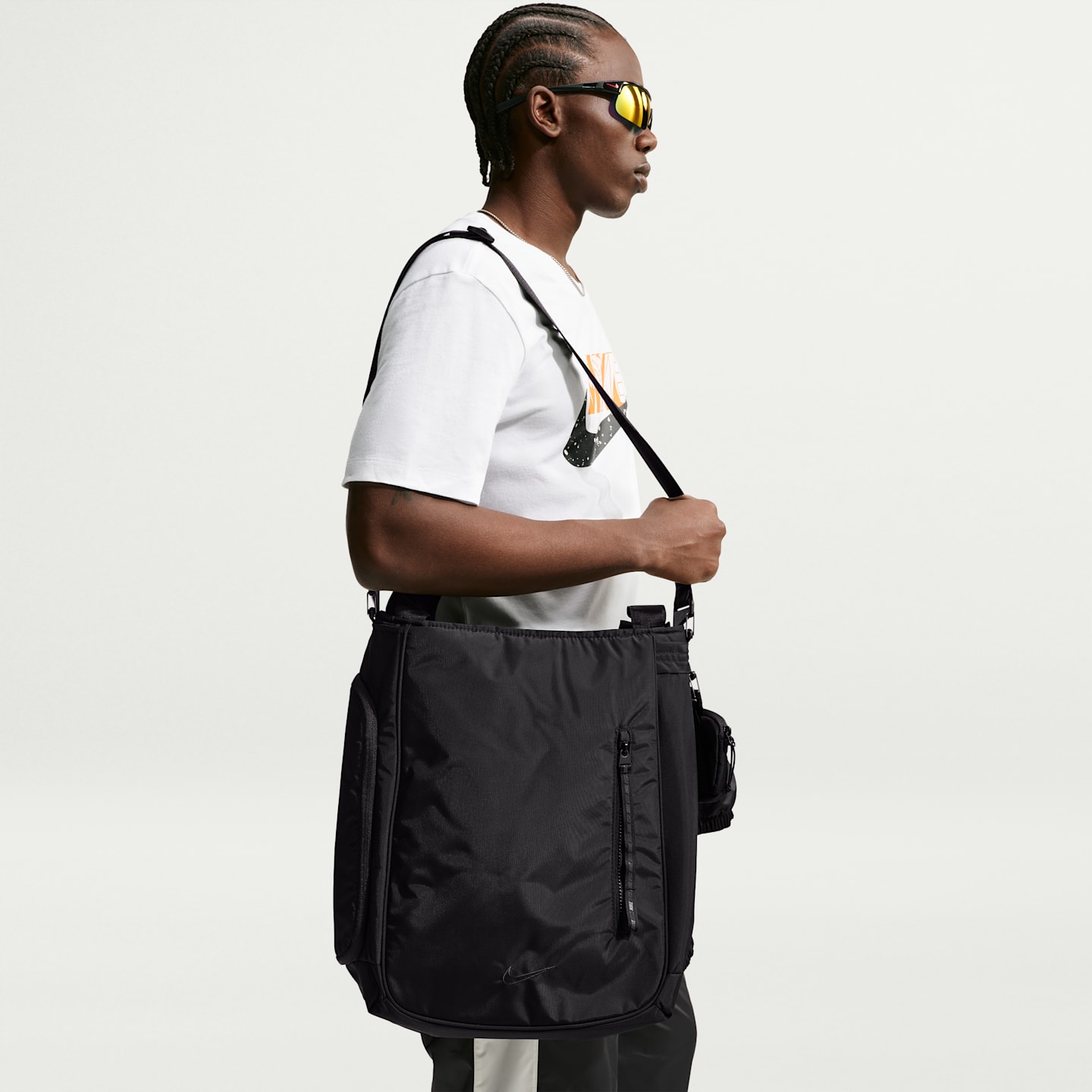 Мужские сумки Nike Commute Tote Bag (20L) — фото 1