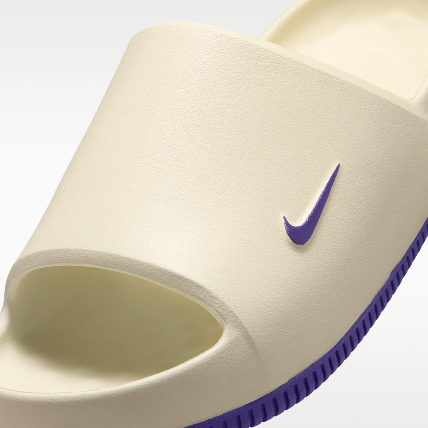 Мужские сандалии Nike Calm (LSU) Men's College Slides — фото 6