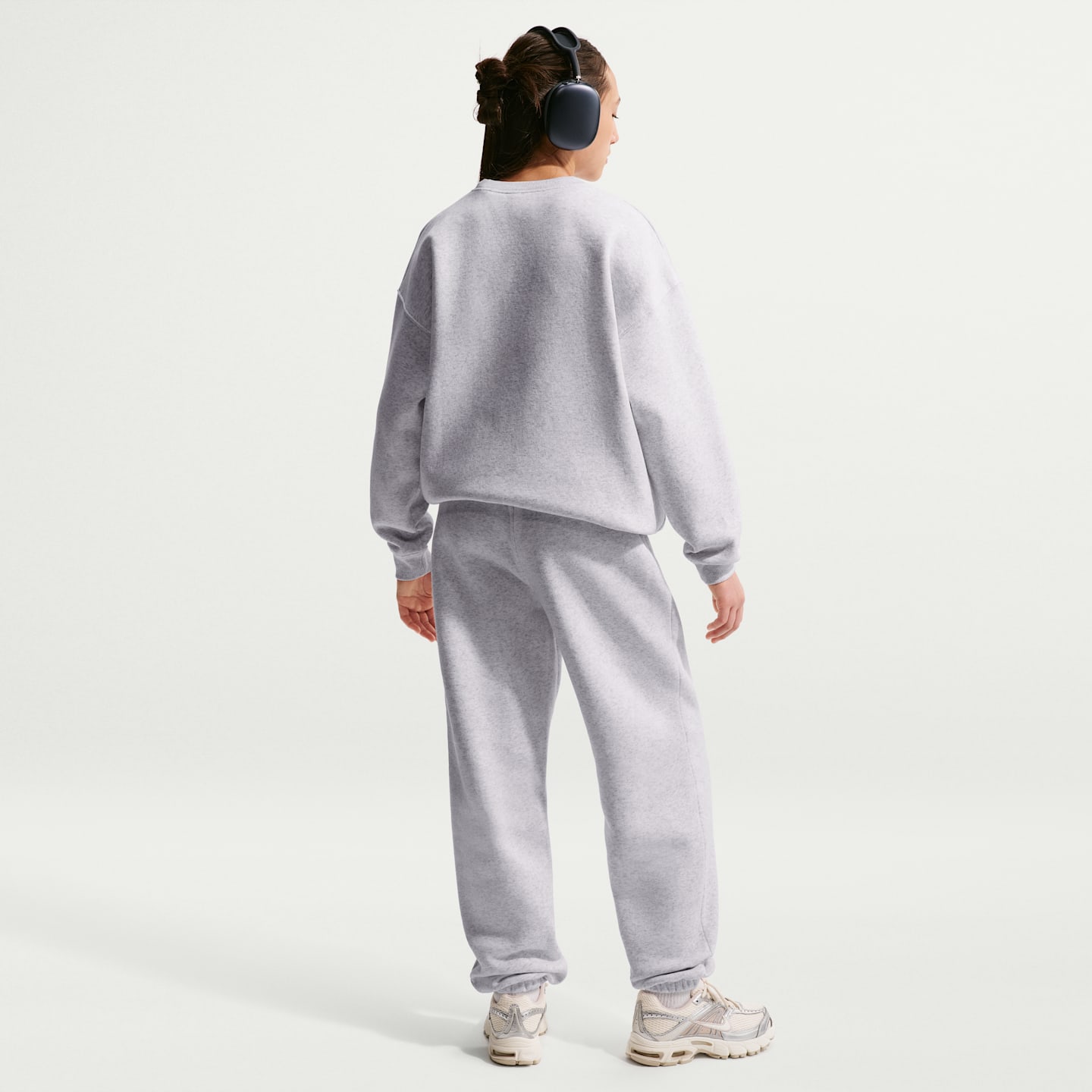 Детские брюки Nike Sportswear Studio Fleece Girls' Loose Pants — фото 5