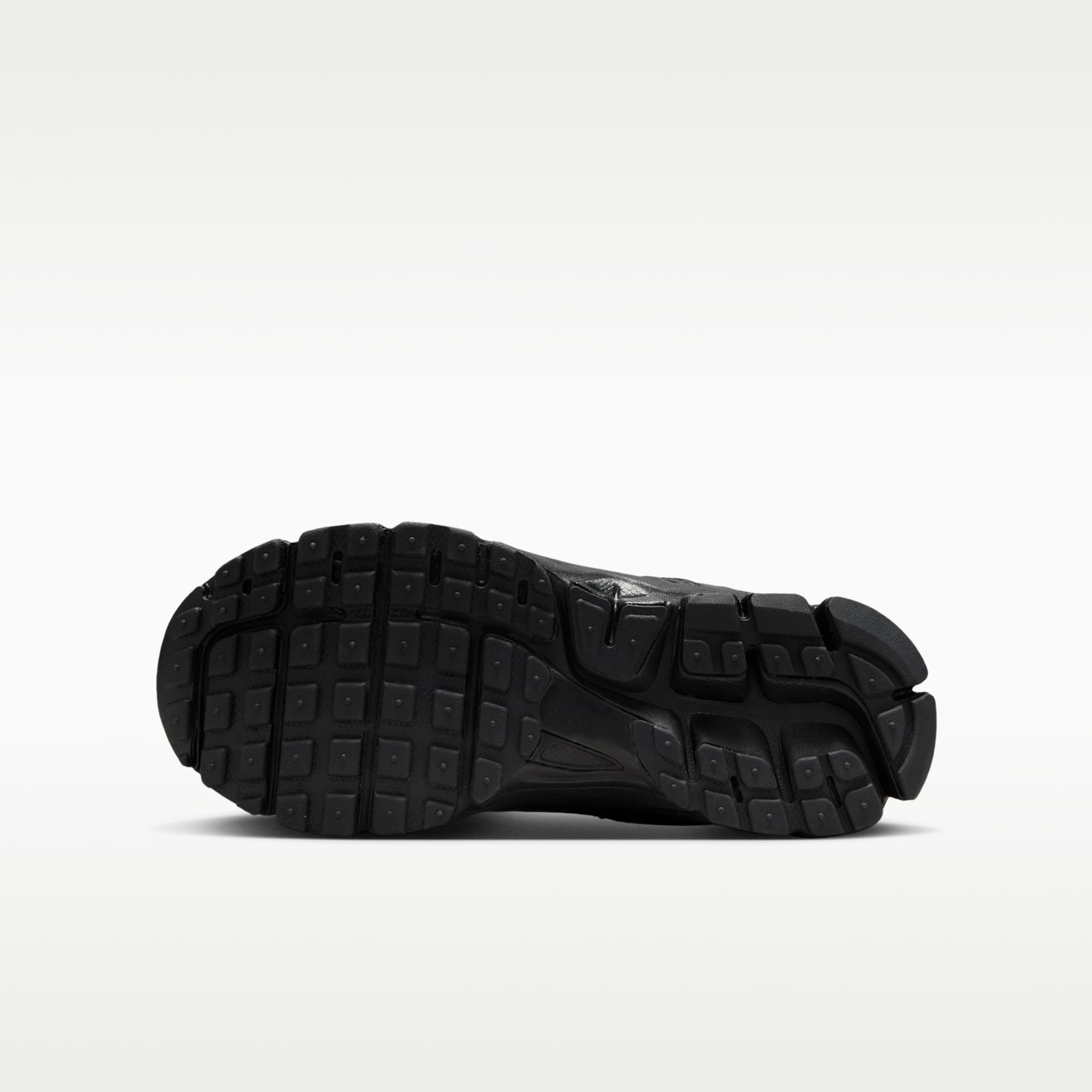 Детские кроссовки Nike Vomero 5 Big Kids' Shoes with Reflective Accents — фото 2