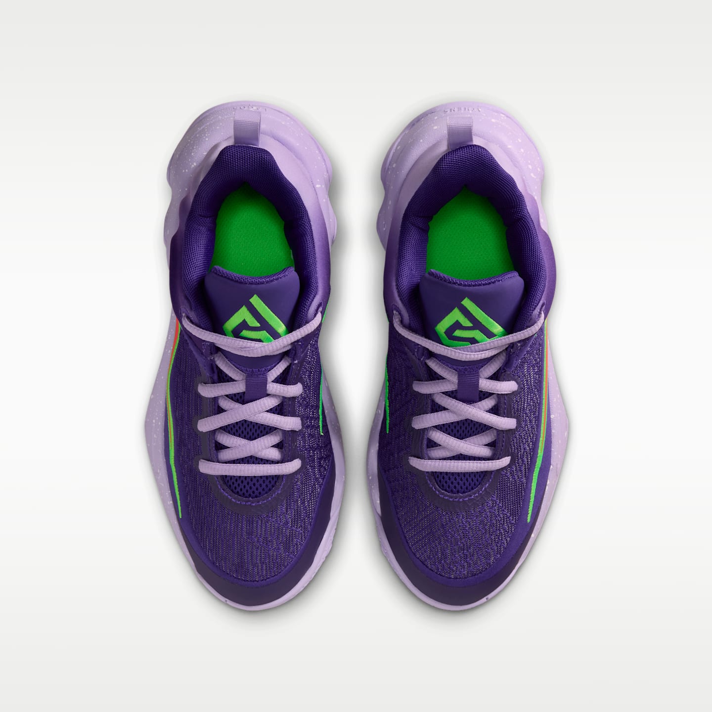 Детские кроссовки Nike Giannis Immortality 4 Big Kids' Basketball Shoes — фото 4