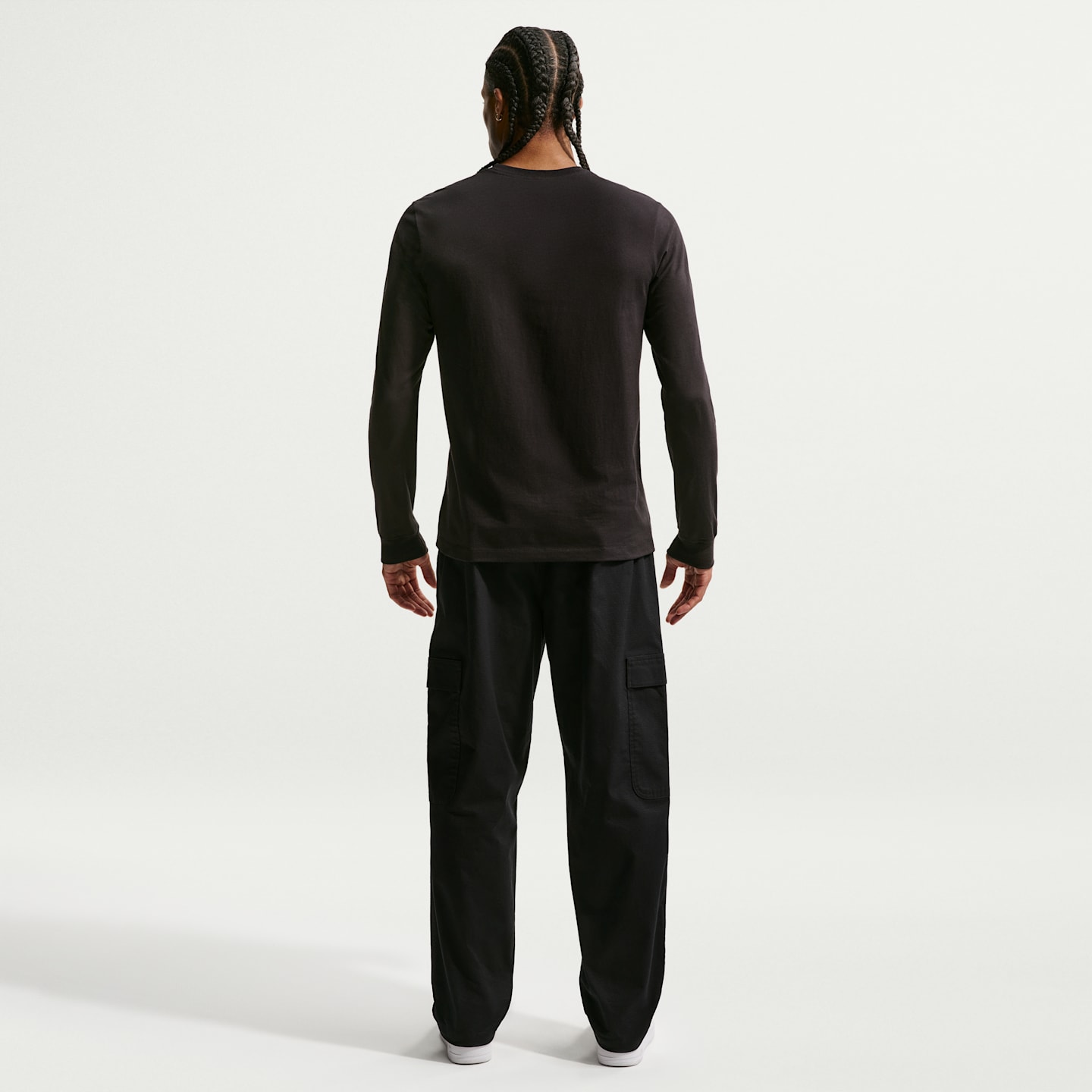 Мужские футболки Nike Sportswear Club Men's Long-Sleeve T-Shirt — фото 5