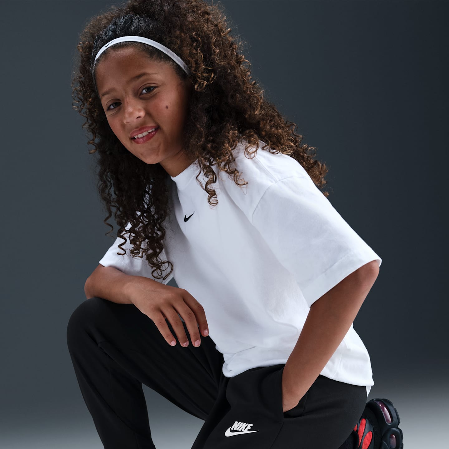 Детские кроссовки Nike Sportswear Big Kids' Dri-FIT Tracksuit — фото 5