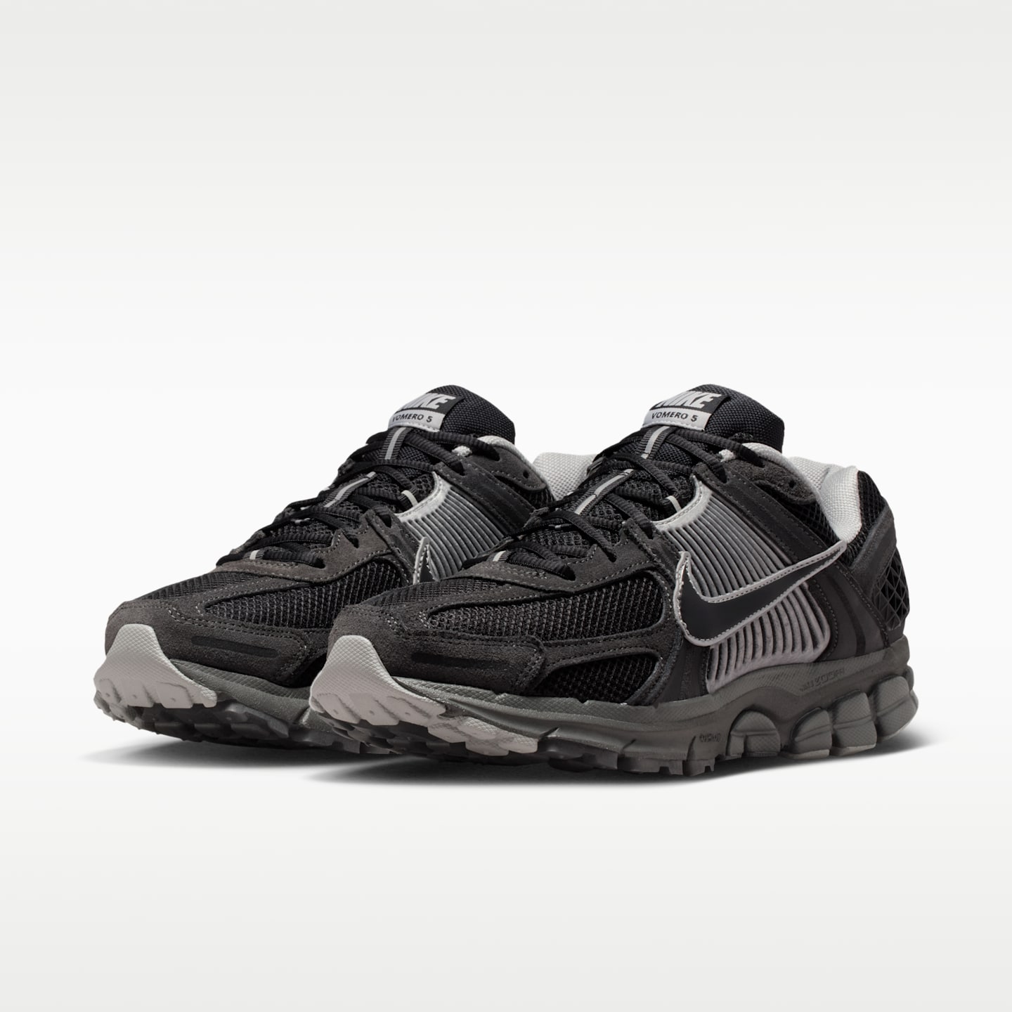 Мужские кроссовки Nike Zoom Vomero 5 — фото 5