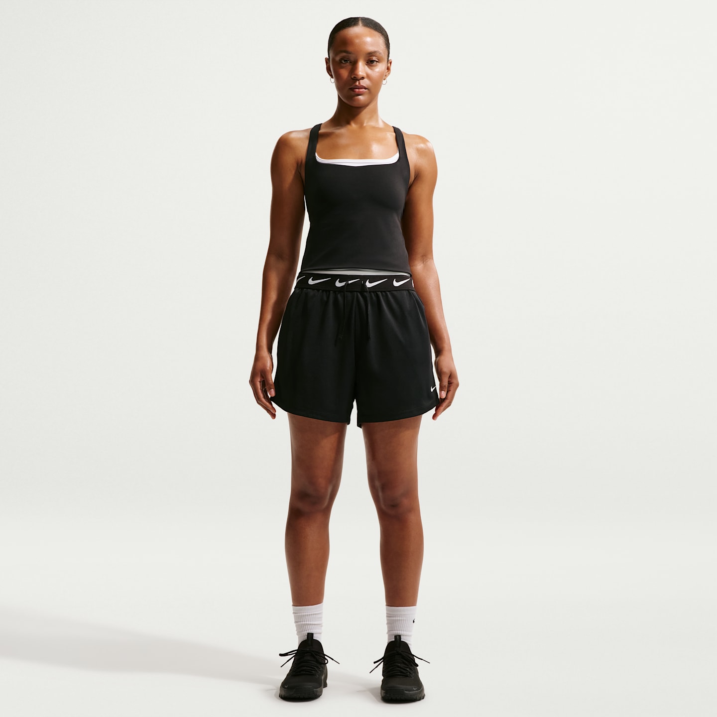 Женские шорты Nike Attack Women's Dri-FIT Mid-Rise 4" Shorts