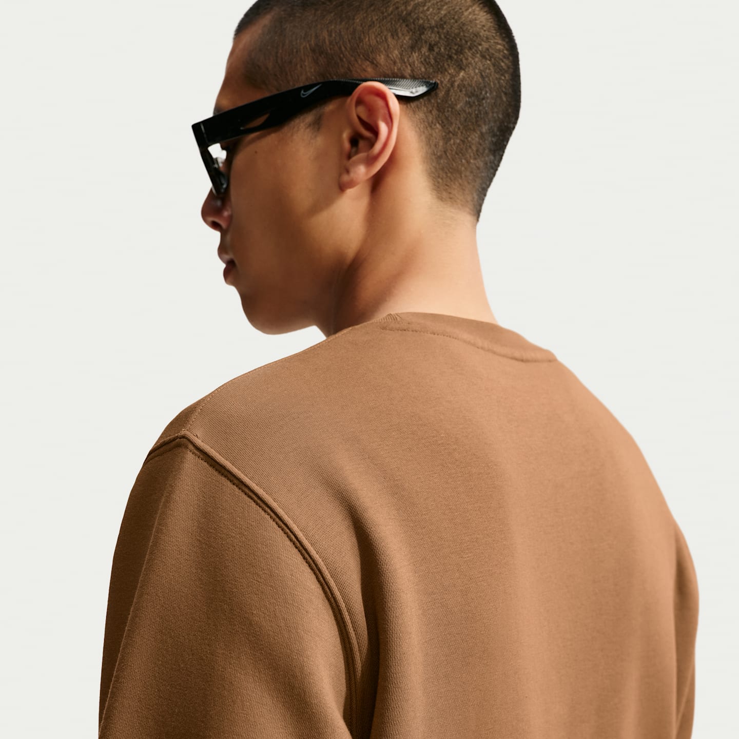 Мужские свитеры Nike Club Men's Fleece Crew — фото 2