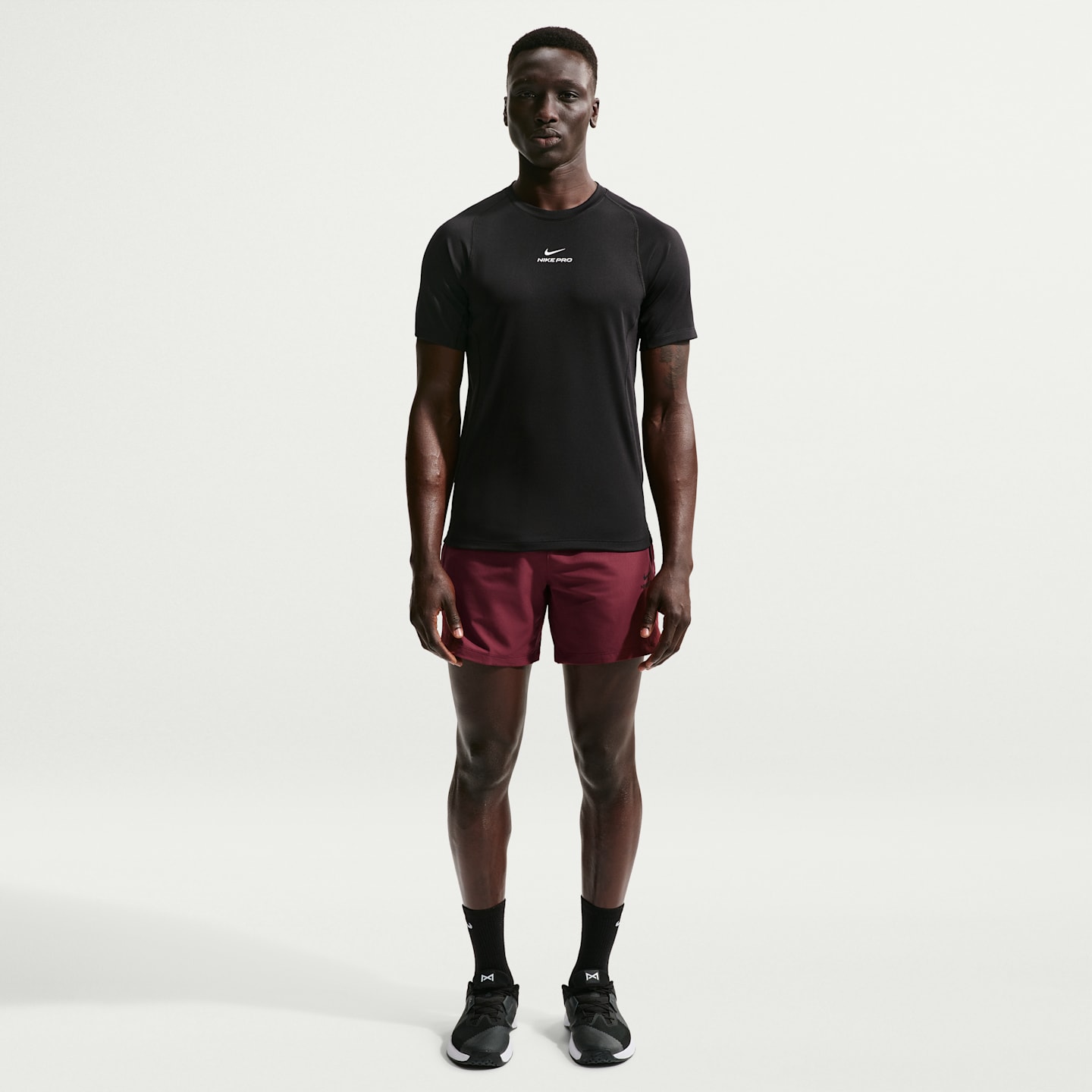 Мужские топы Nike Pro Training Men's Dri-FIT Short-Sleeve Top — фото 4