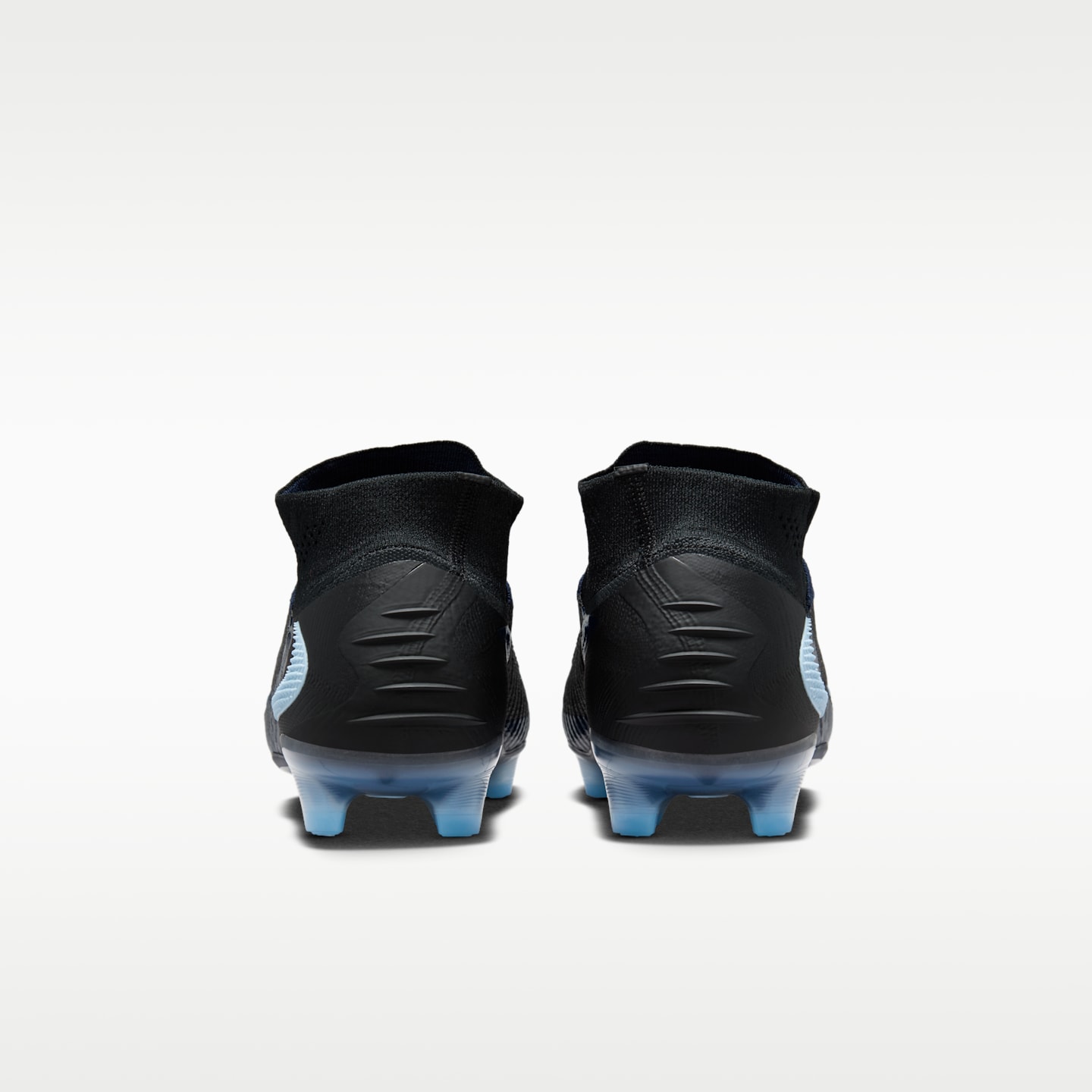 Мужские бутсы Nike Phantom 6 High Elite Artificial-Grass Soccer Cleats — фото 6