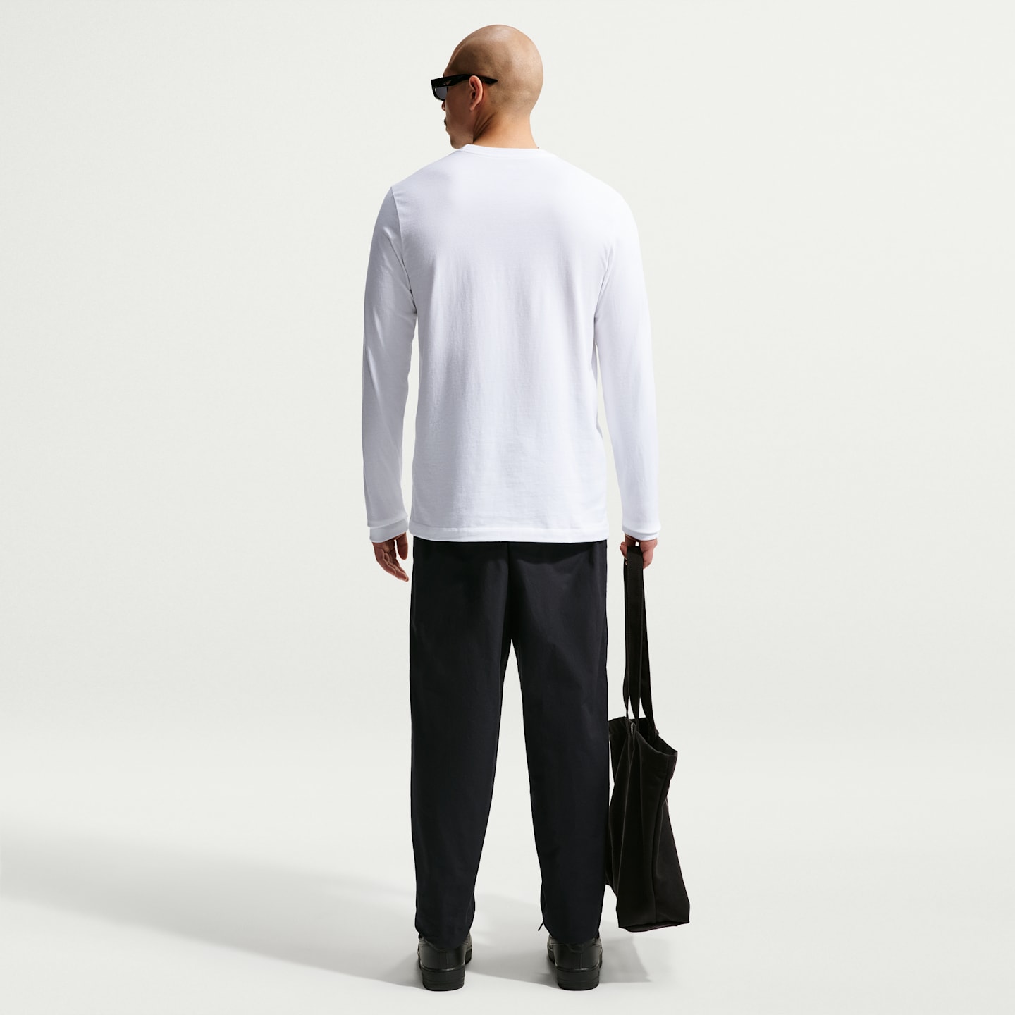 Мужские брюки Nike Club Men's Pants — фото 5