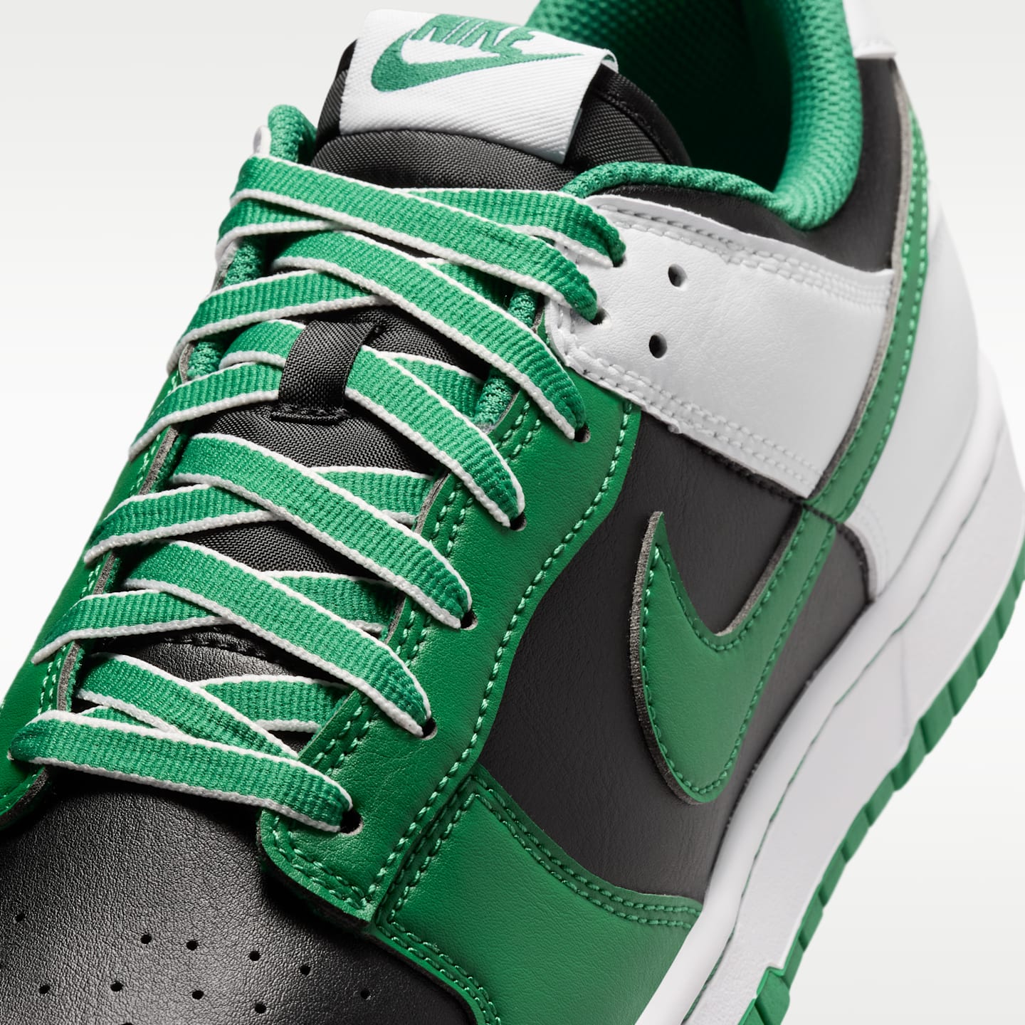 Мужские кроссовки Nike Dunk Low Retro Men's Shoes — фото 7