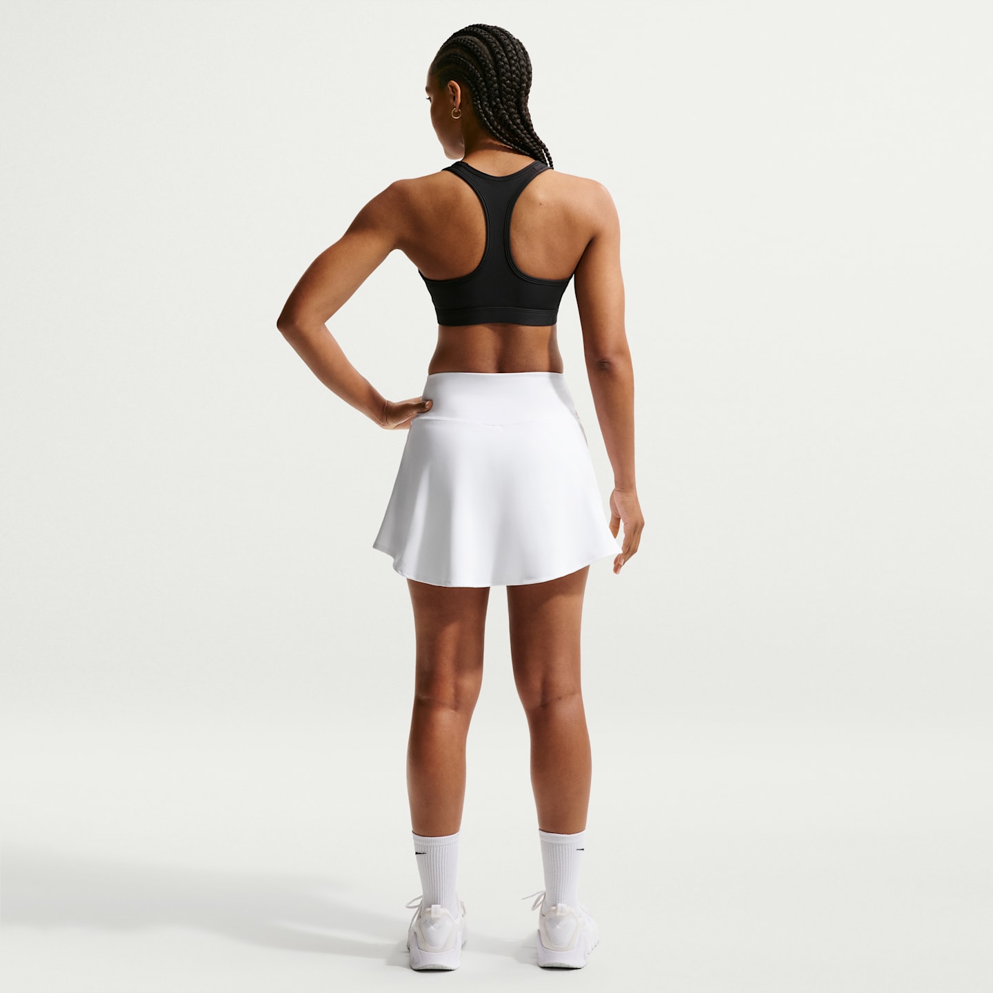 Спортивное бра Swoosh, уплотнённая чашка, средняя поддержка — Nike — фото 5