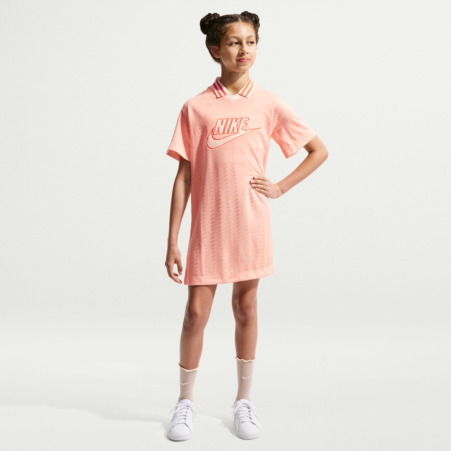 Детские платья Nike Sportswear Big Kids' (Girls') Short-Sleeve Jersey Dress — фото 1
