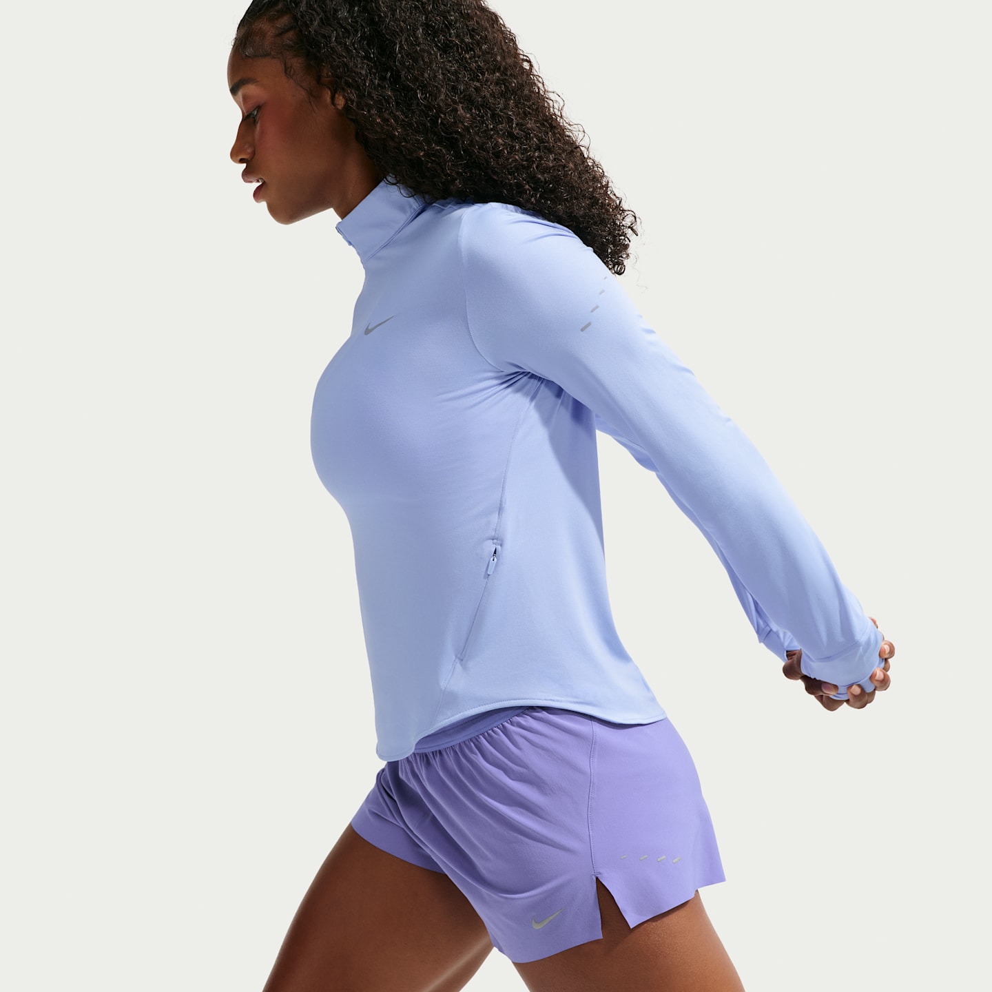 Женские свитеры Nike Swift Women's Dri-FIT UV 1/4-Zip Running Top — фото 3