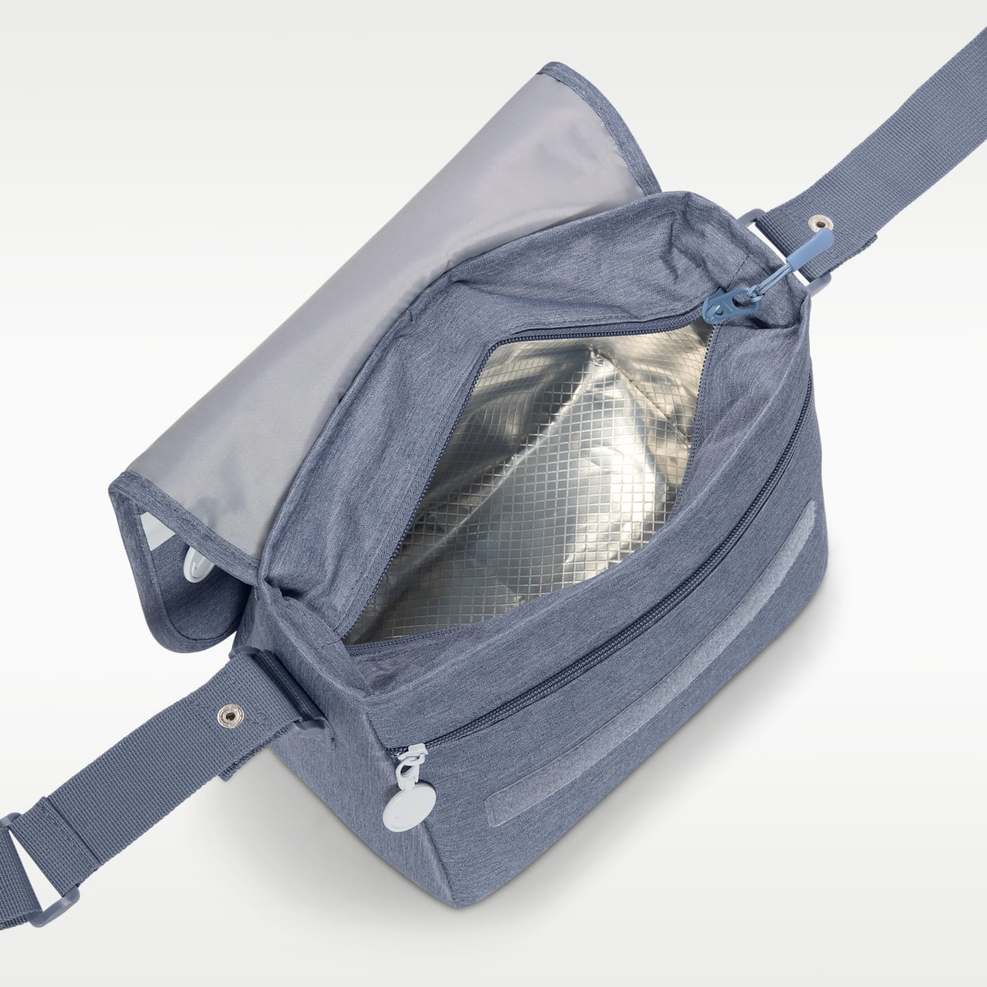 Детские сумки Nike Futura Messenger Lunch Tote (7.5L) — фото 5