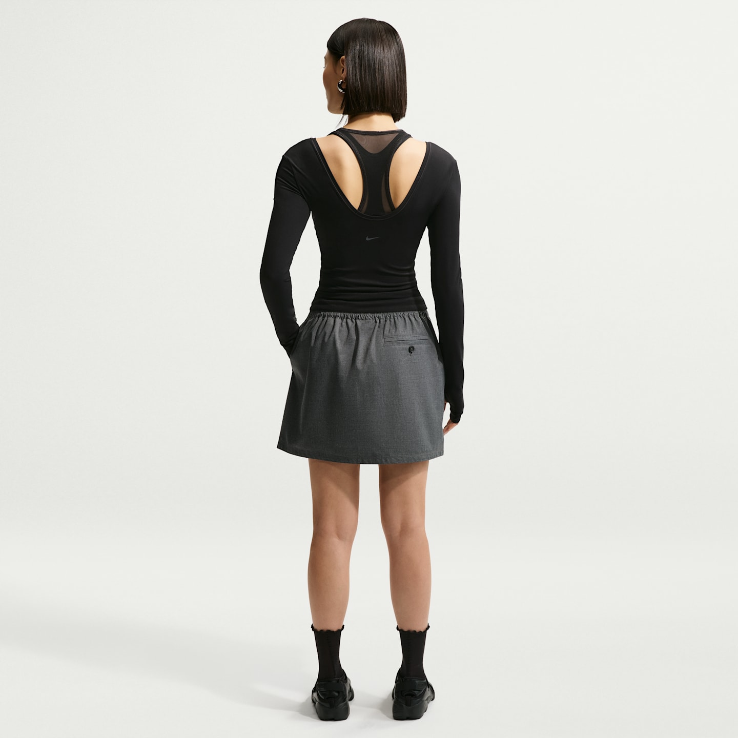 Женские юбки Nike Sportswear Women's Loose Woven Skirt — фото 5