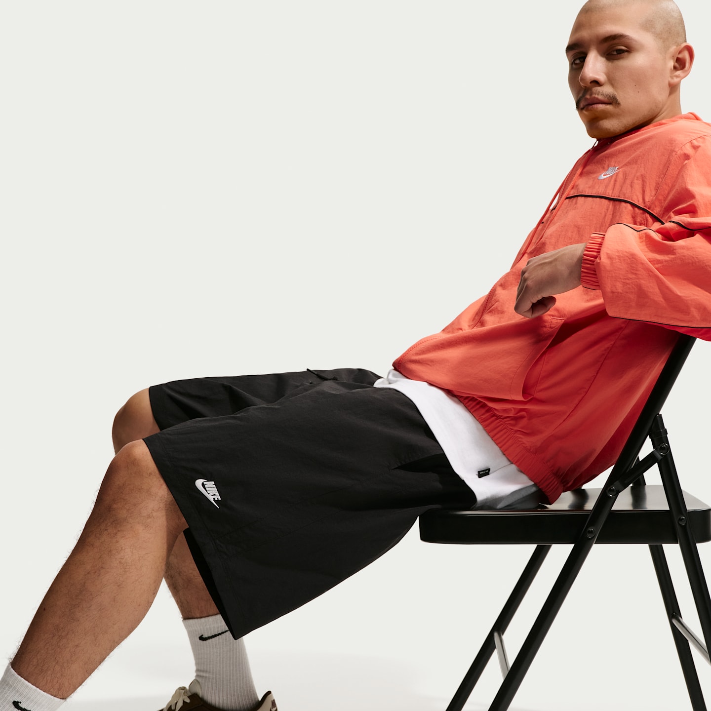 Мужские шорты Nike Sportswear Club Men's Sport Shorts — фото 4