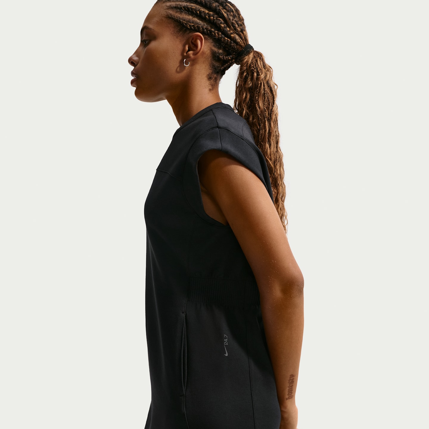 Женские платья Nike 24.7 ImpossiblySoft Women's Dri-FIT Dress — фото 4