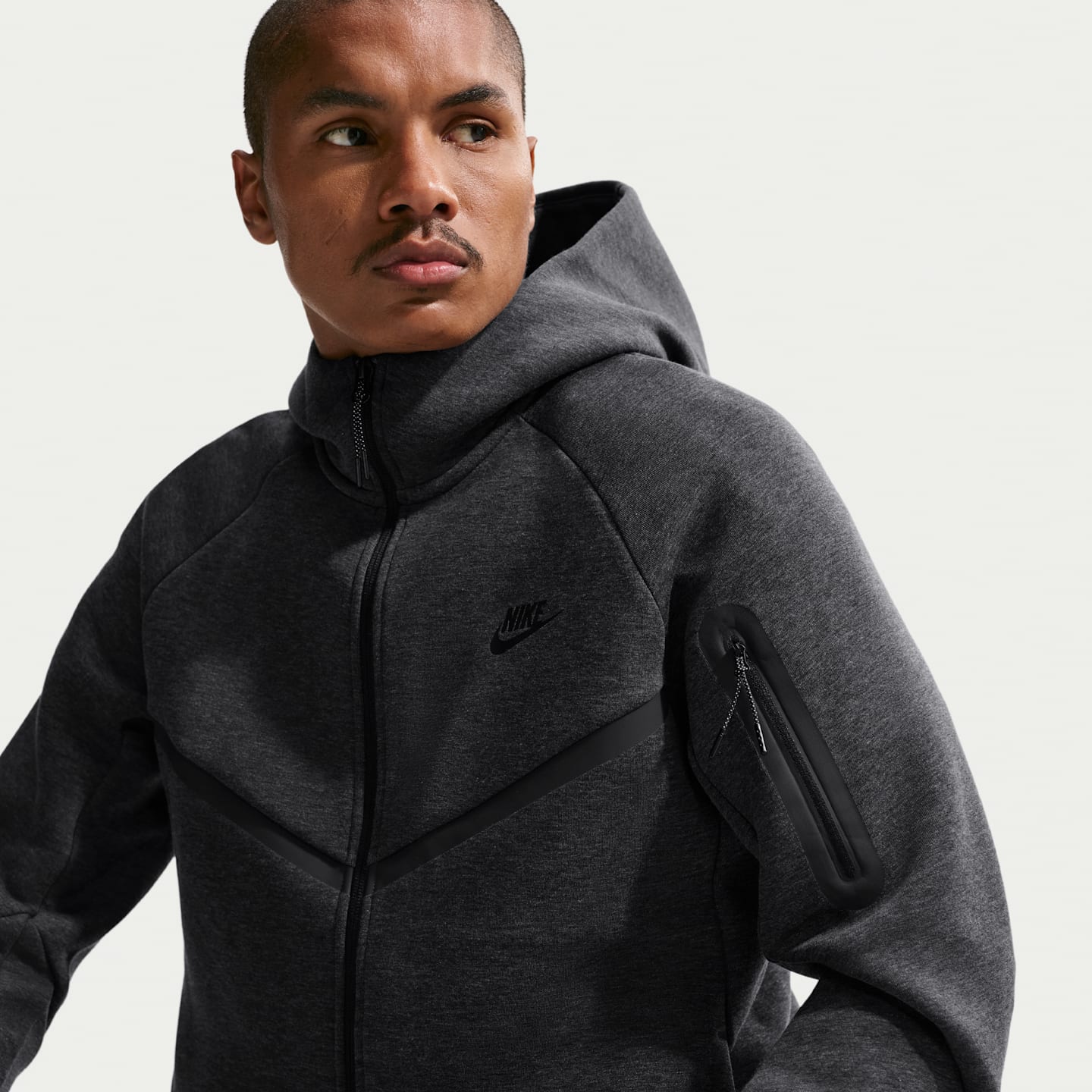 Мужские куртки Nike Tech Men's Fleece Windrunner Full-Zip Jacket — фото 3