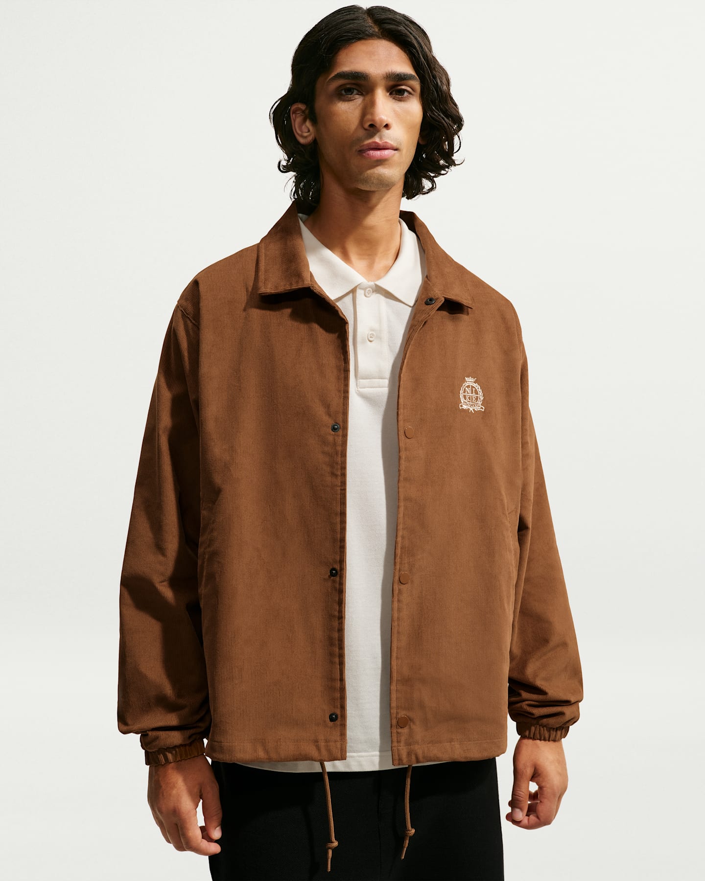 Мужские куртки Nike Club Men's Corduroy Coaches Jacket — фото 7