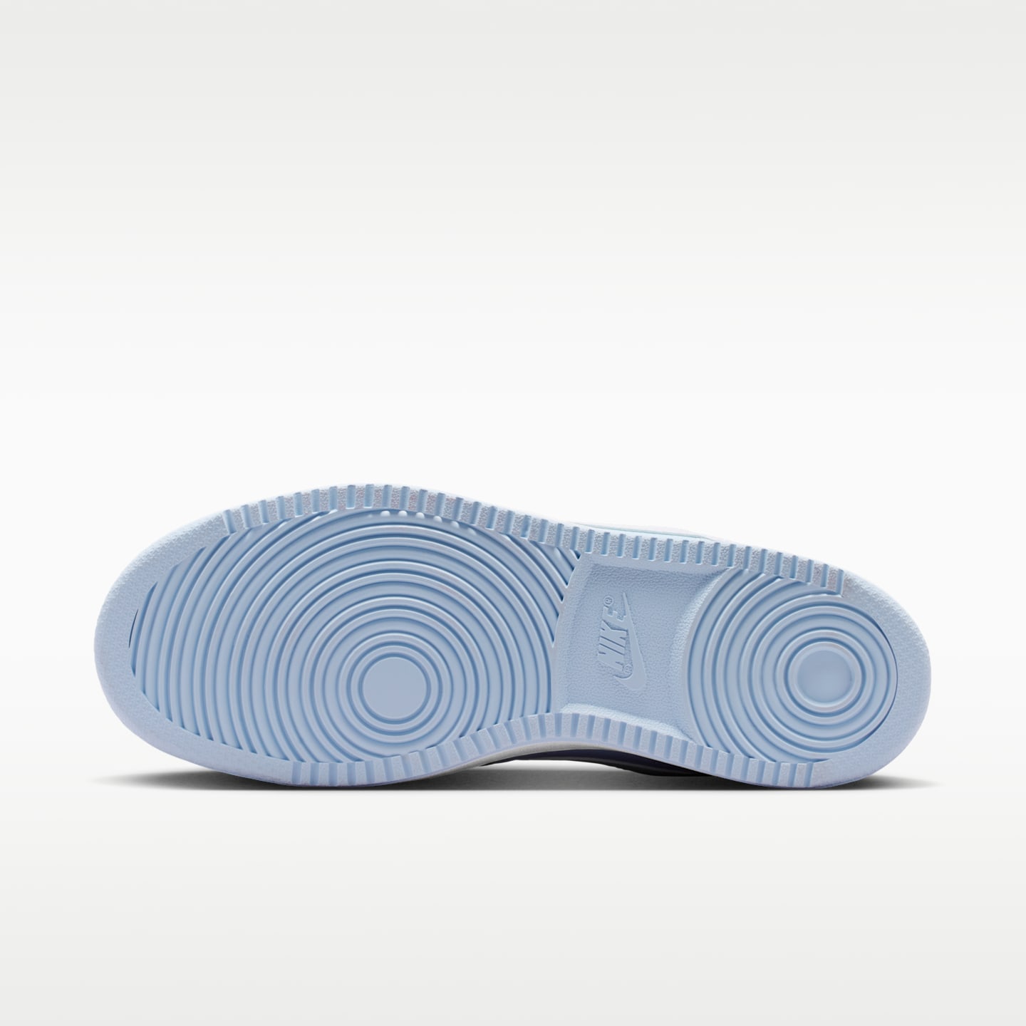 Женские кроссовки Nike Court Vision Low Suede Women's Shoes — фото 2
