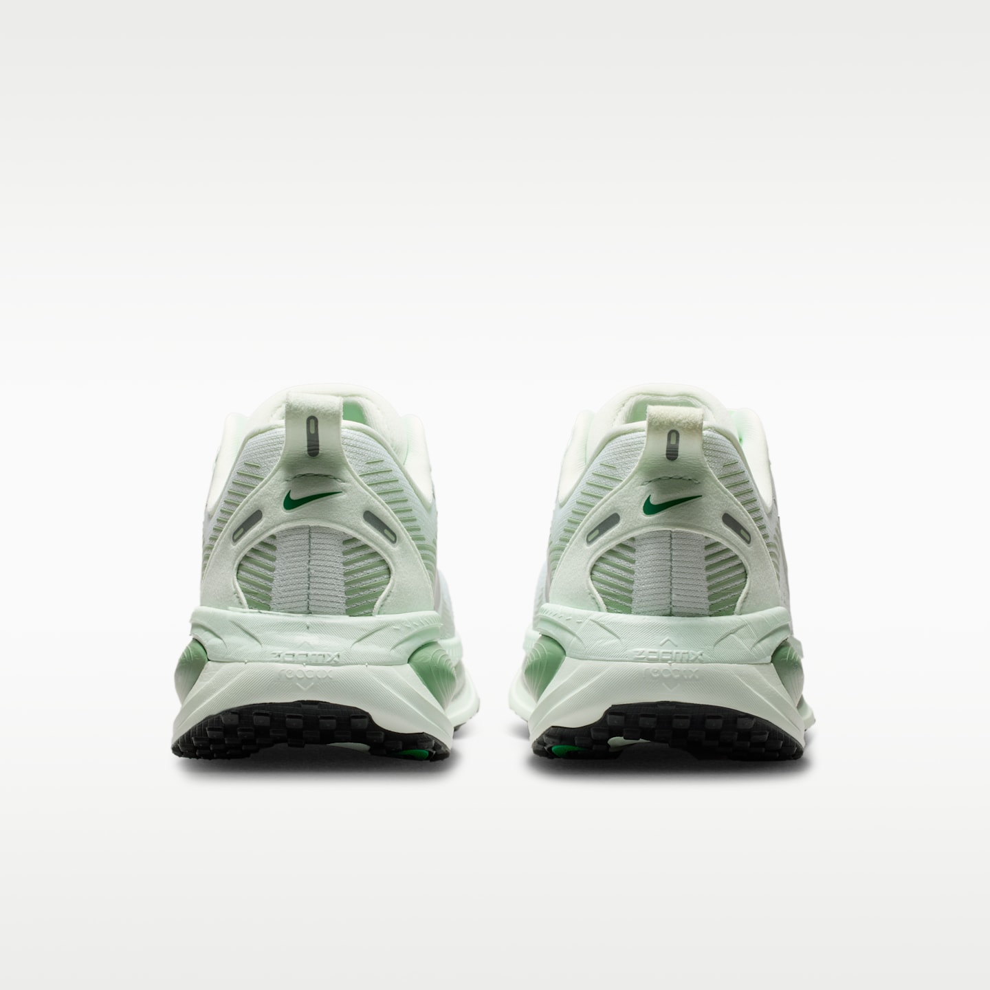 Женские кроссовки Nike Vomero 18 Women's Road Running Shoes — фото 6