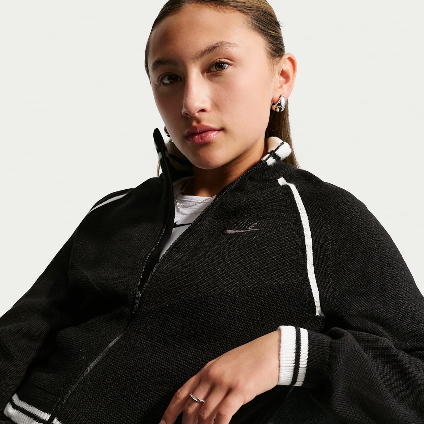 Детские свитеры Nike Sportswear Collection Big Kids' (Girls') Sweater Track Jacket — фото 3