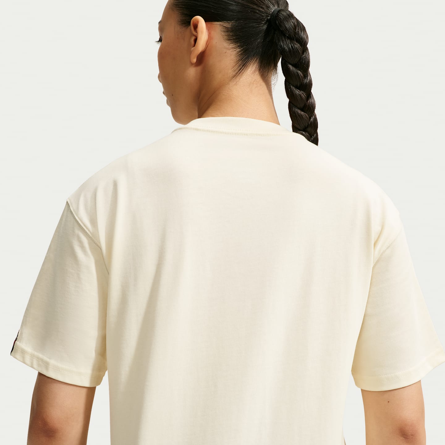 Мужские футболки Nike Sportswear Short-Sleeve T-Shirt — фото 4